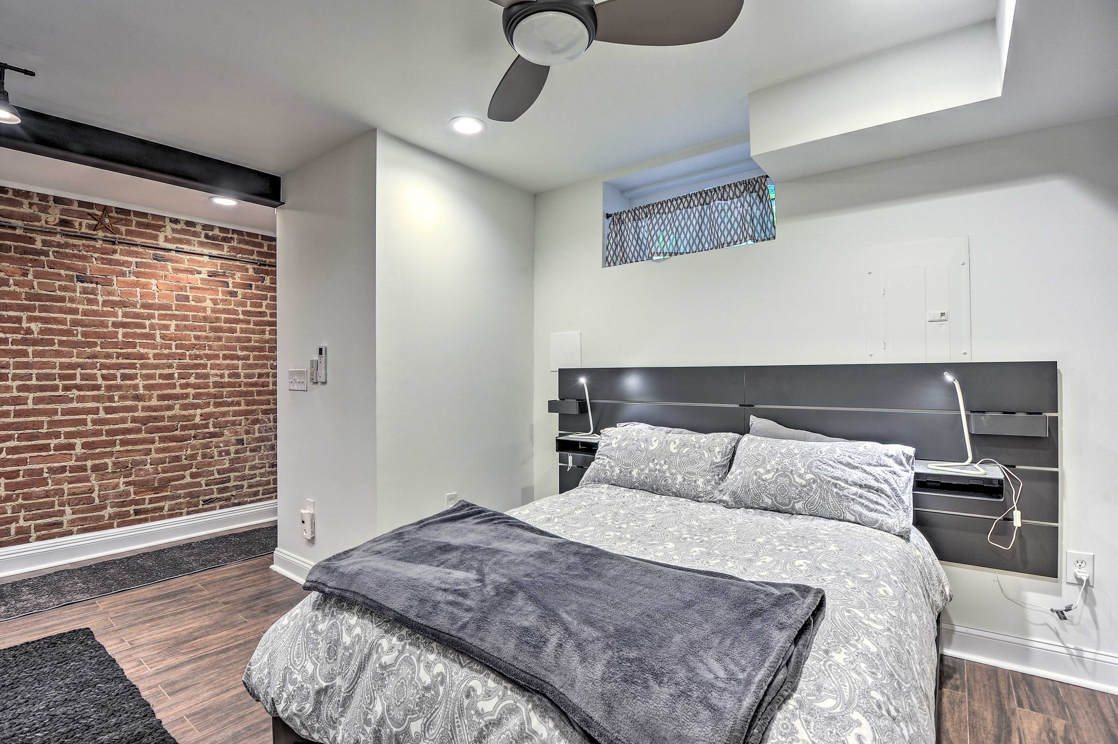 Studio | Linens Provided