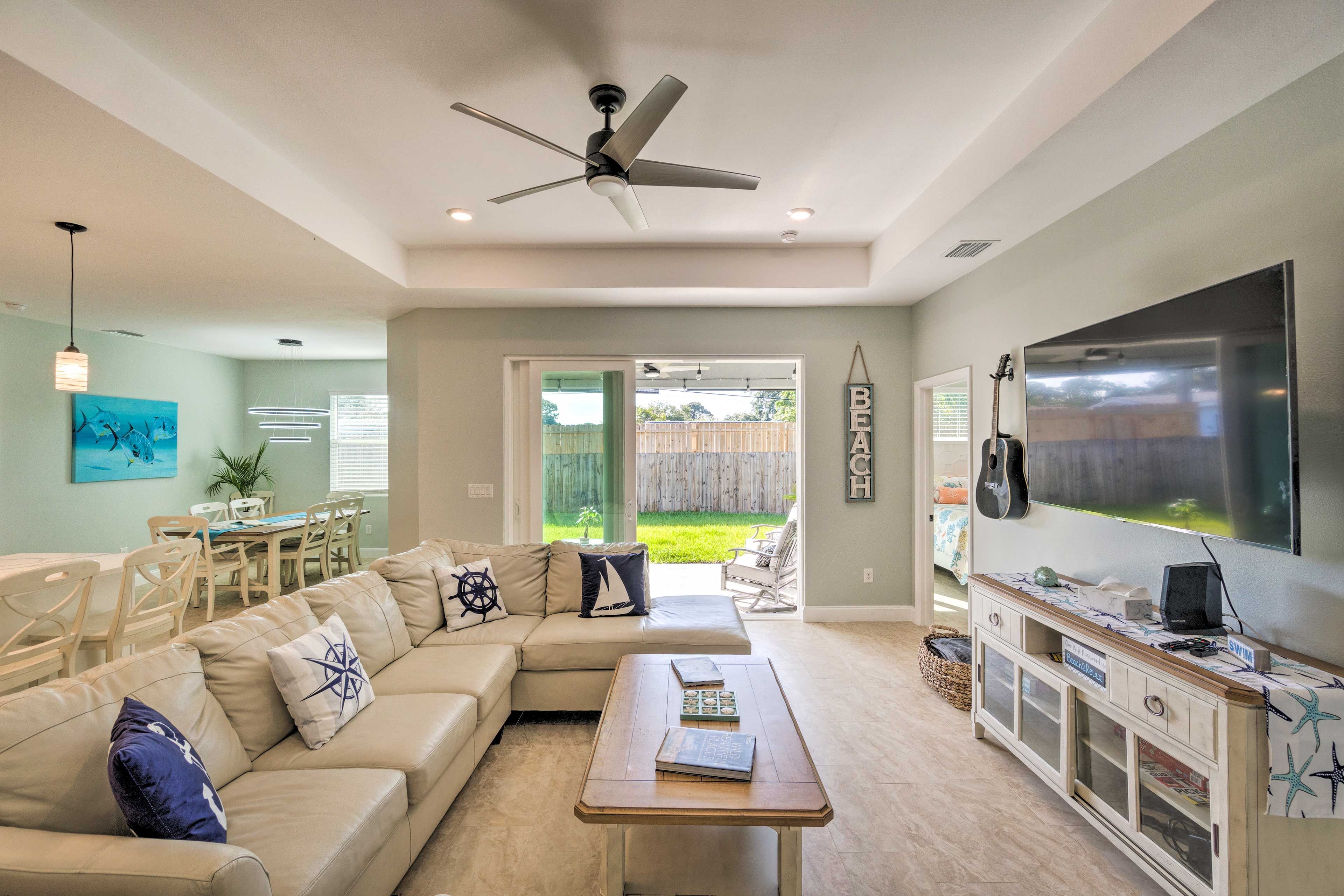 Venice Vacation Rental | 4BR | 2BA | 1,850 Sq Ft | Step-Free Access