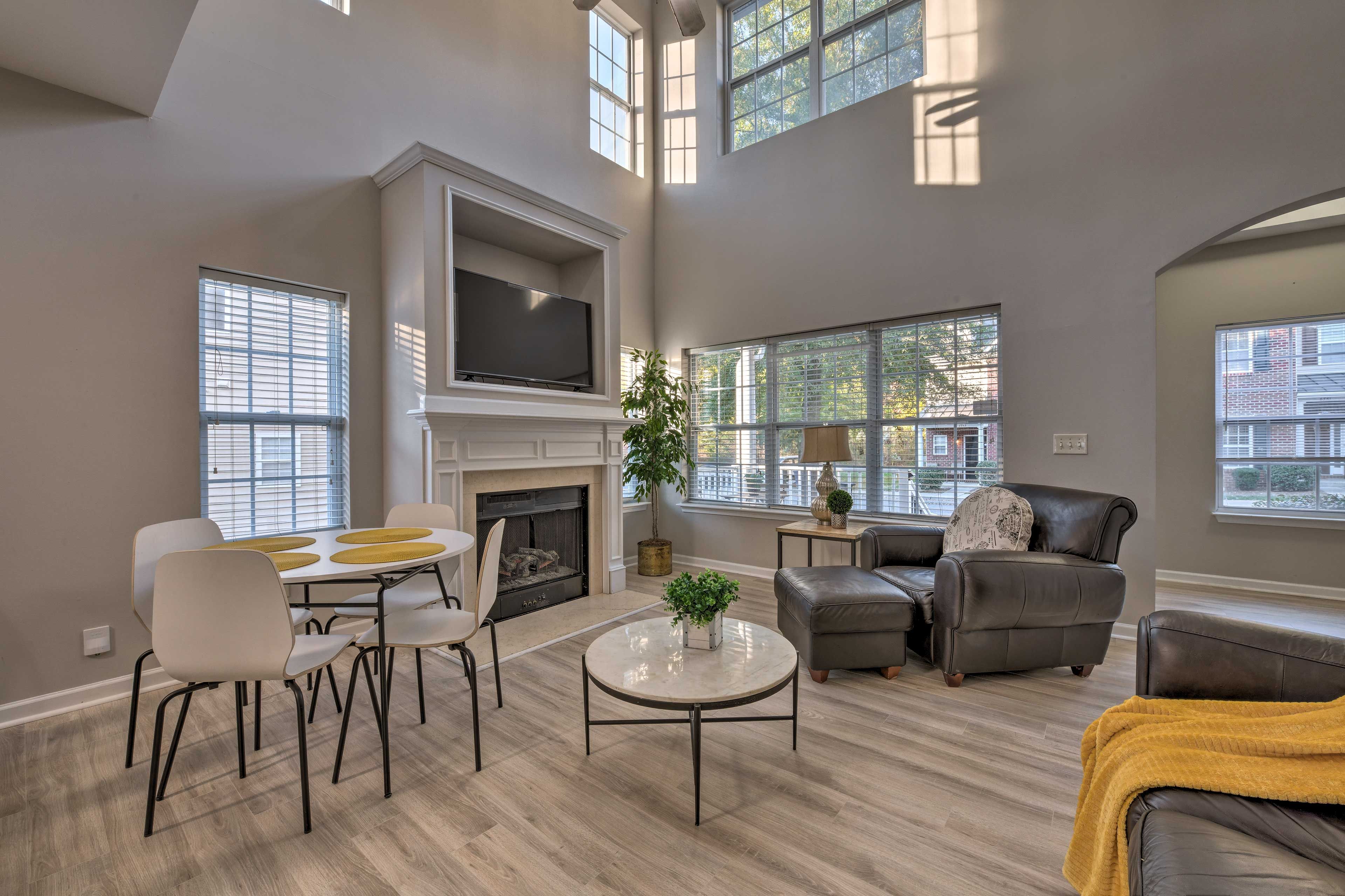 Living Area | Cable TV