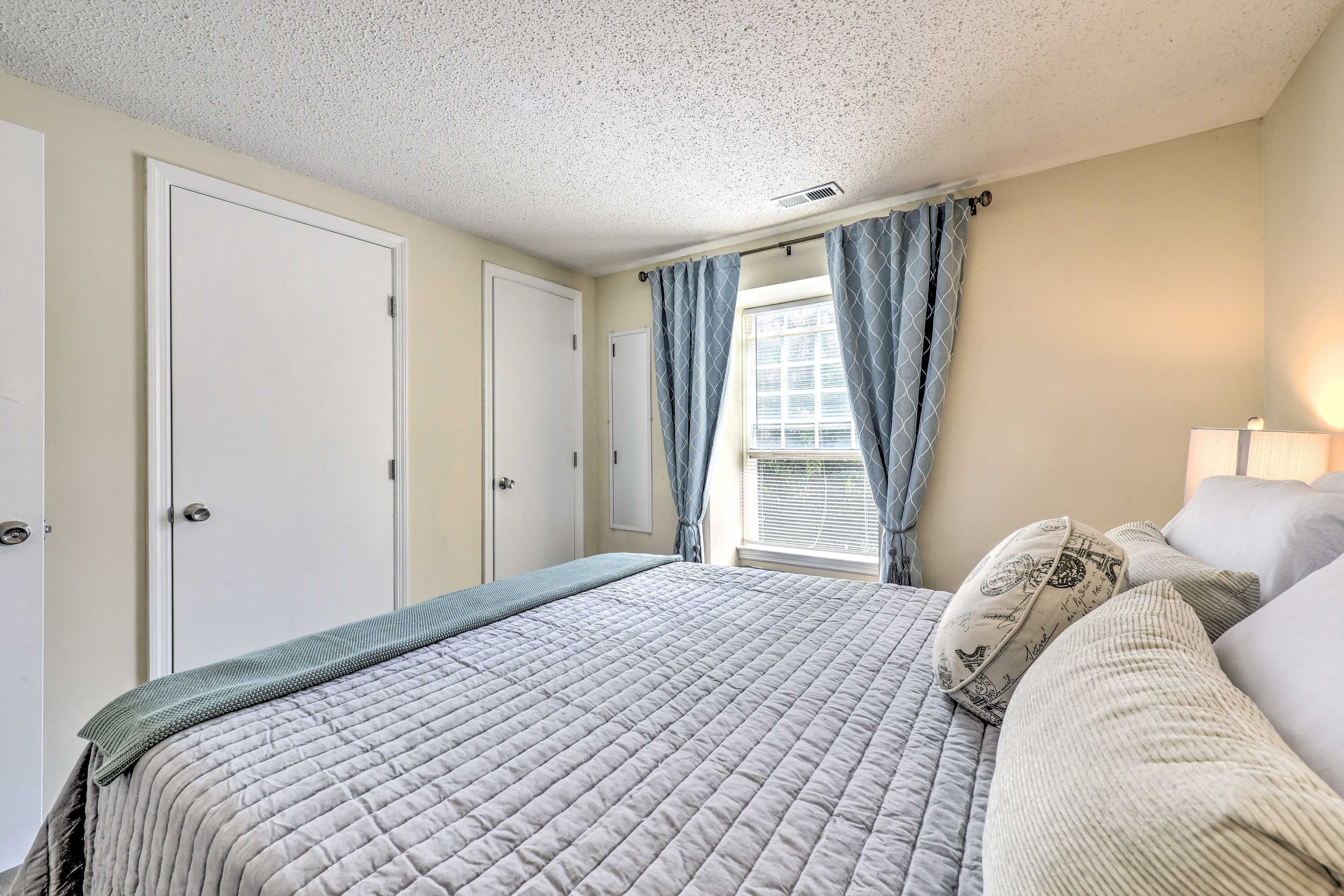 Bedroom 2 | Free WiFi
