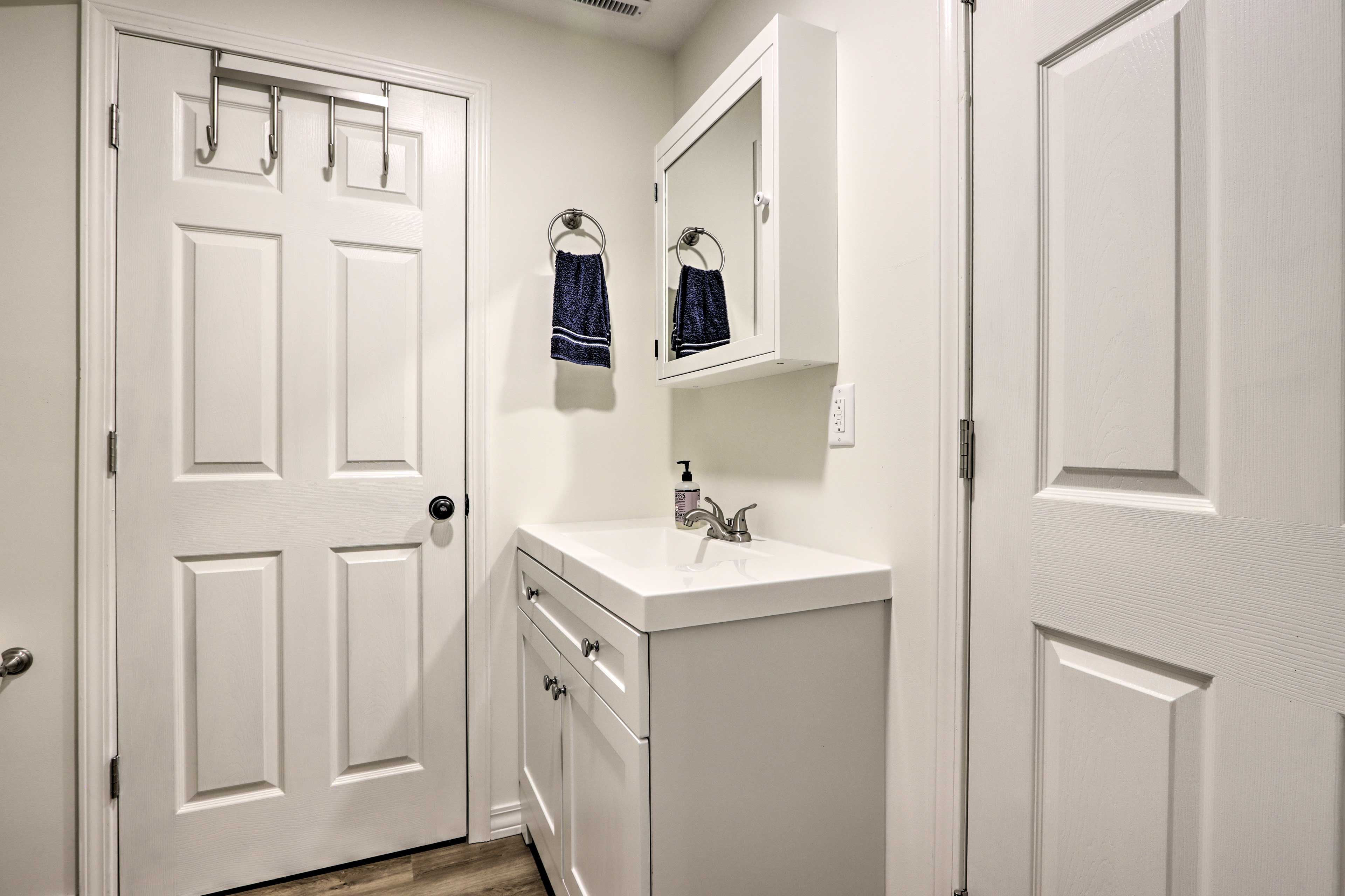 Full Bathroom | Lower Level