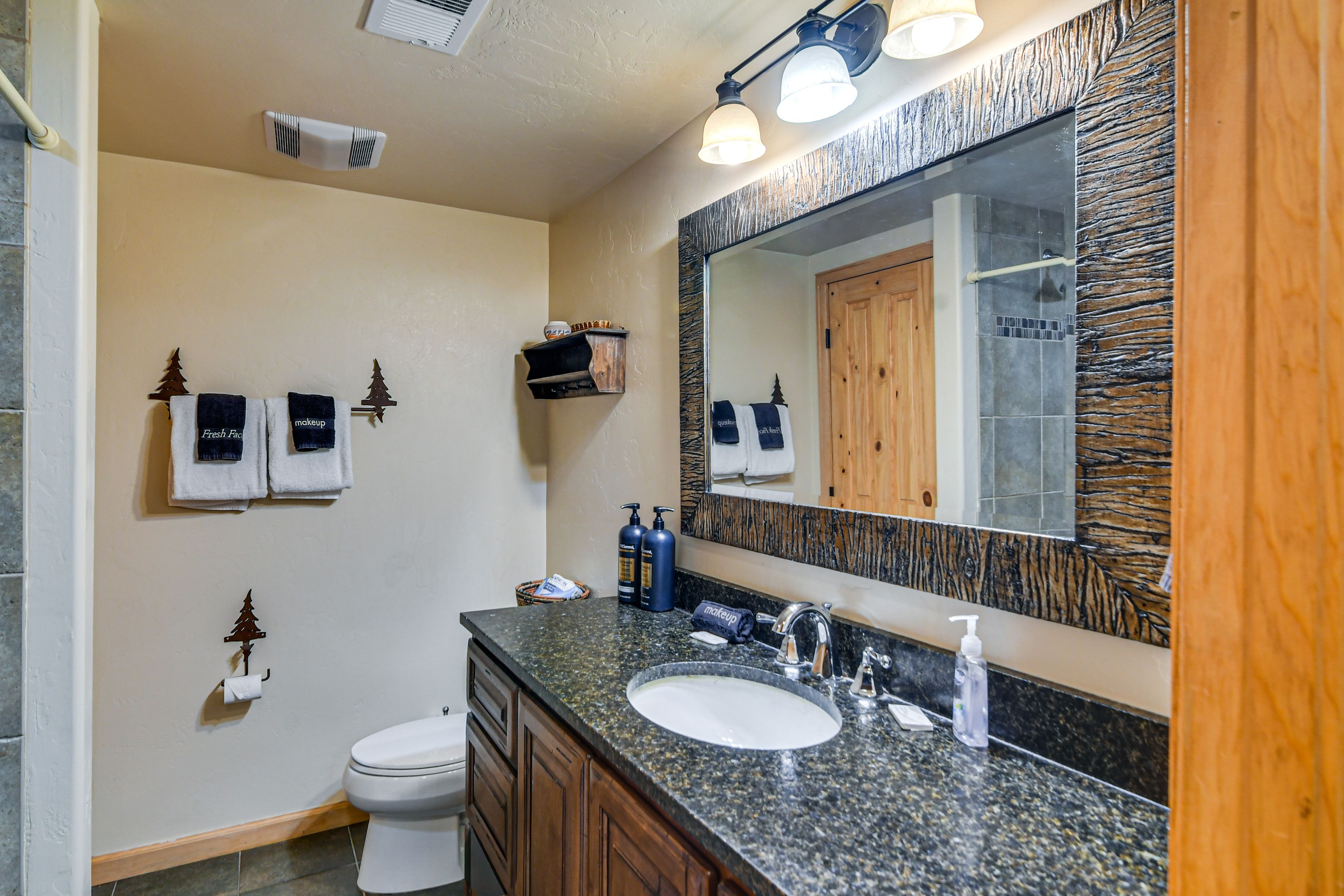 Full Bathroom