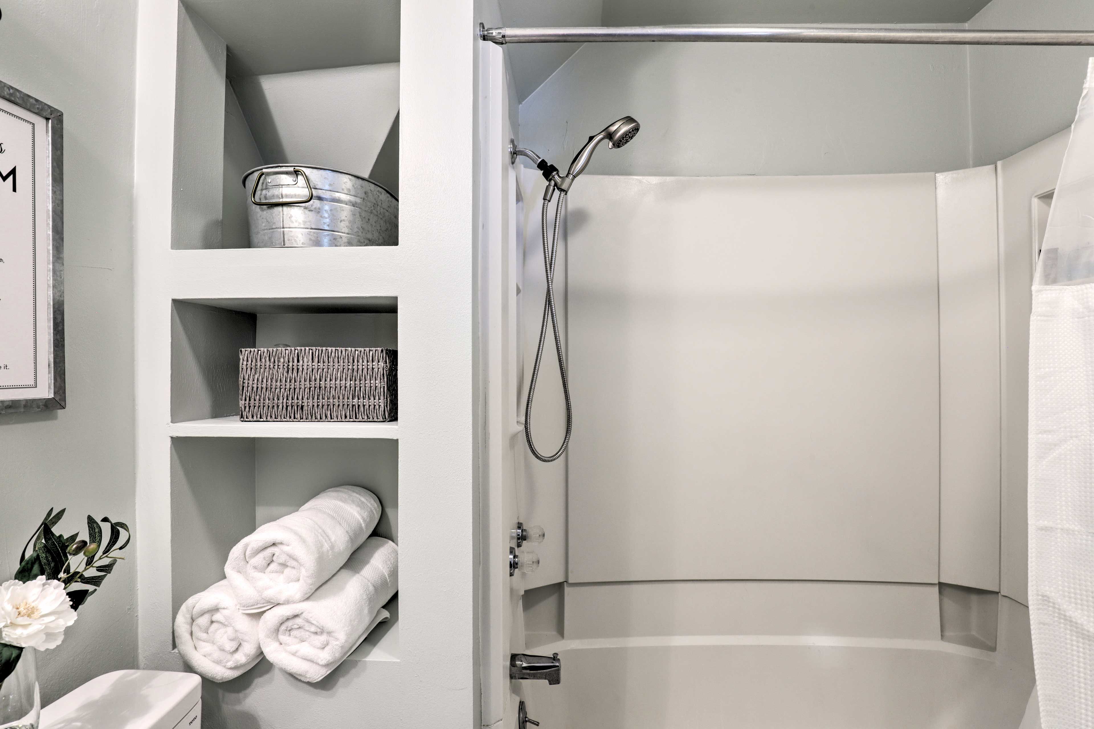Full Bathroom