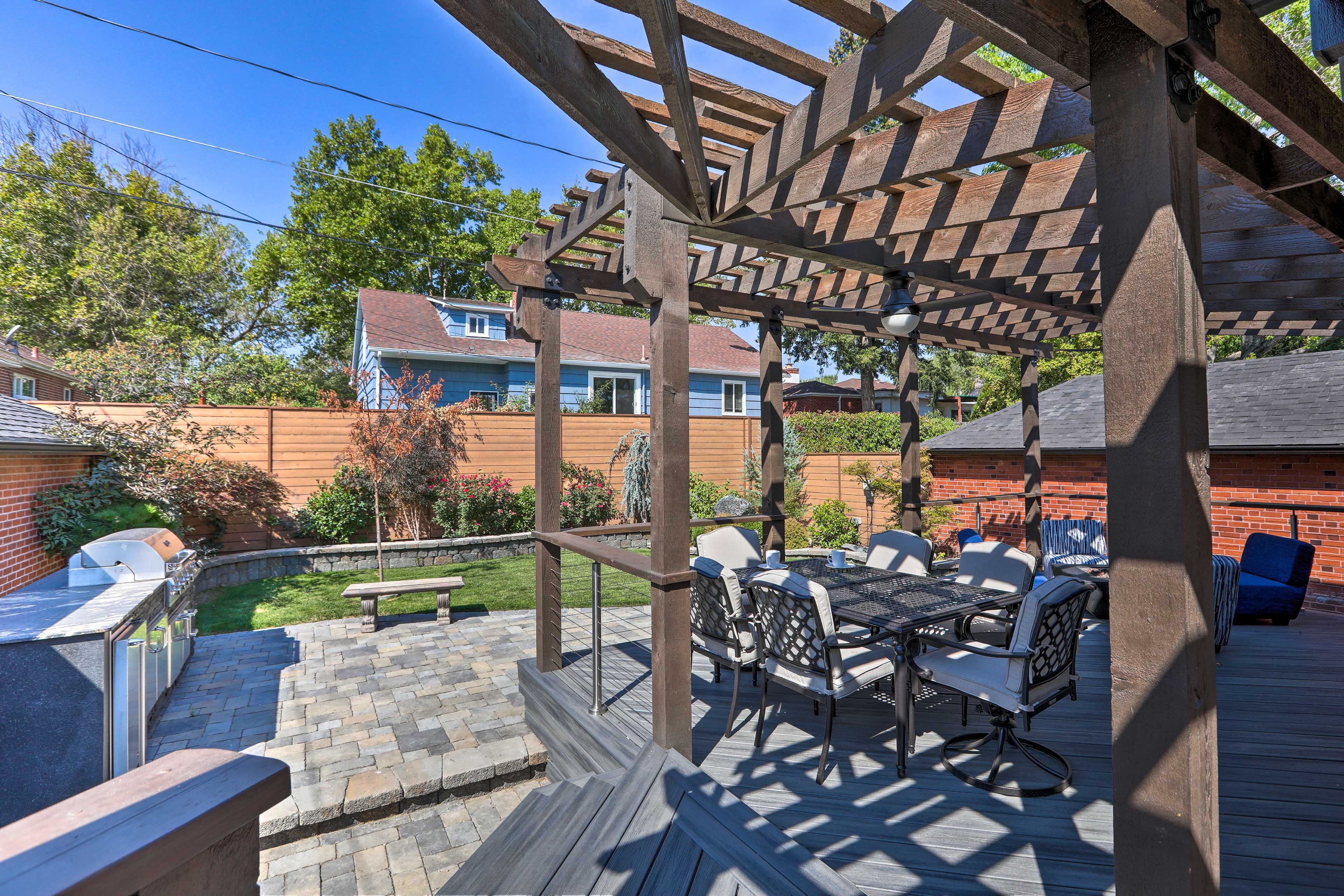 Outdoor Deck & Patio
