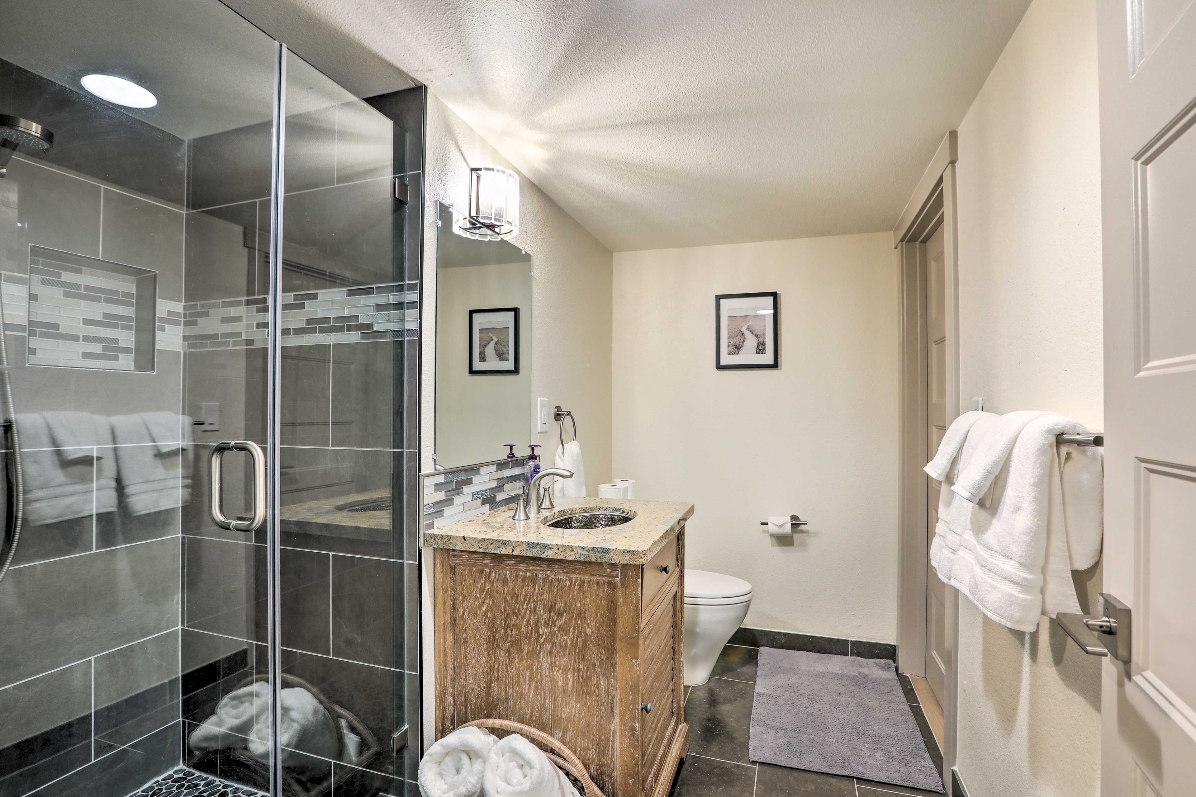 Full Bathroom