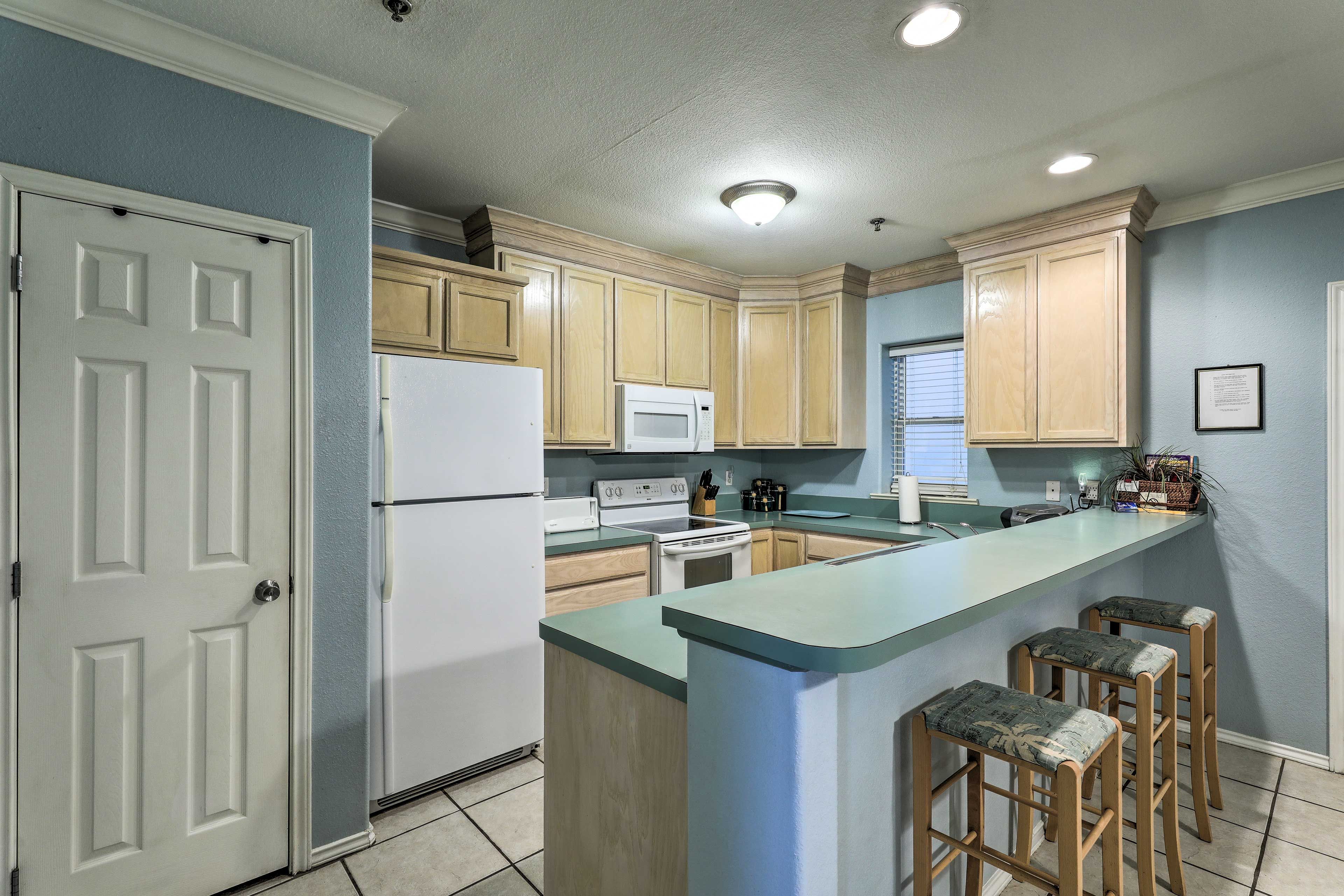 Kitchen | Fully Equipped