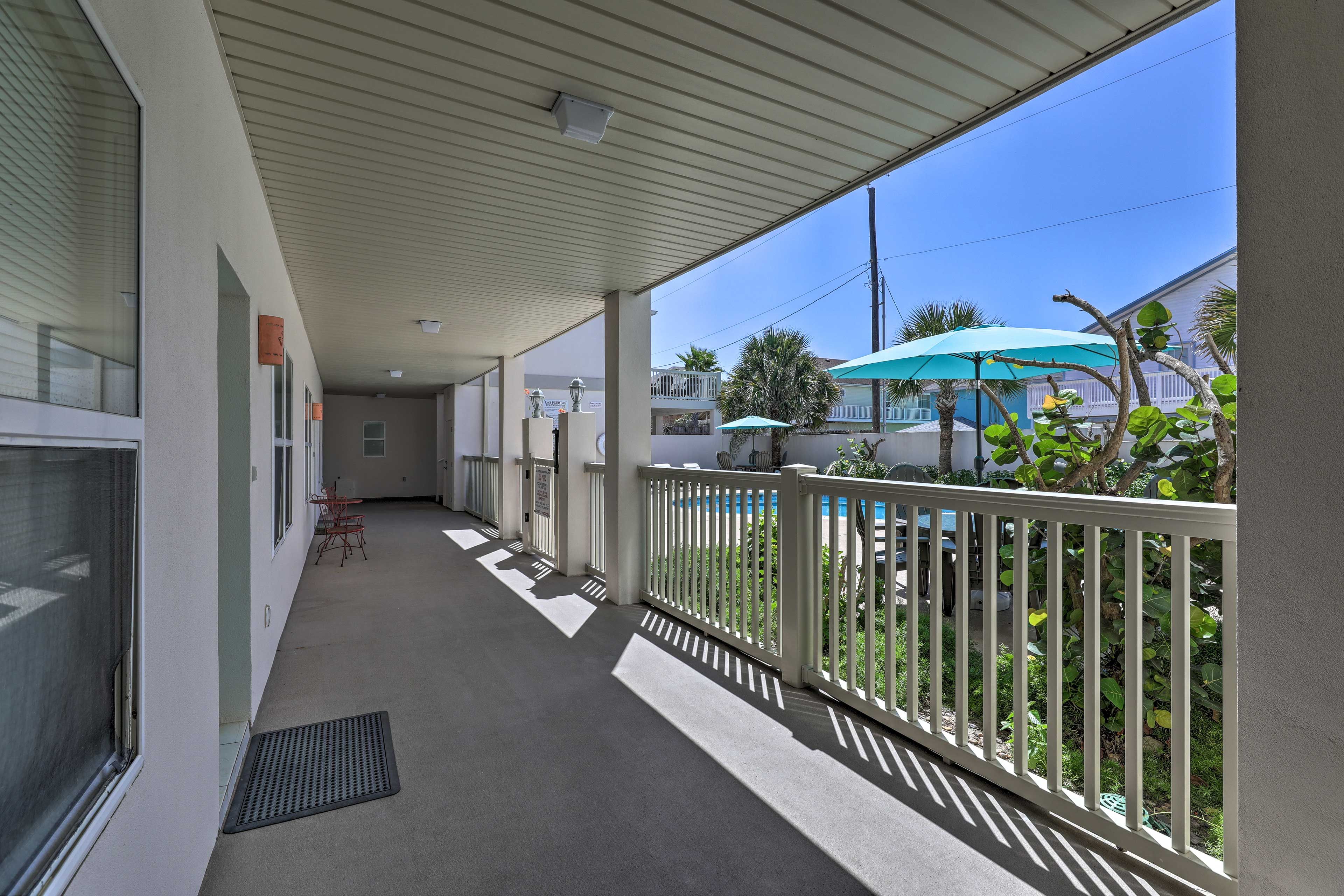 Walkout Pool Access