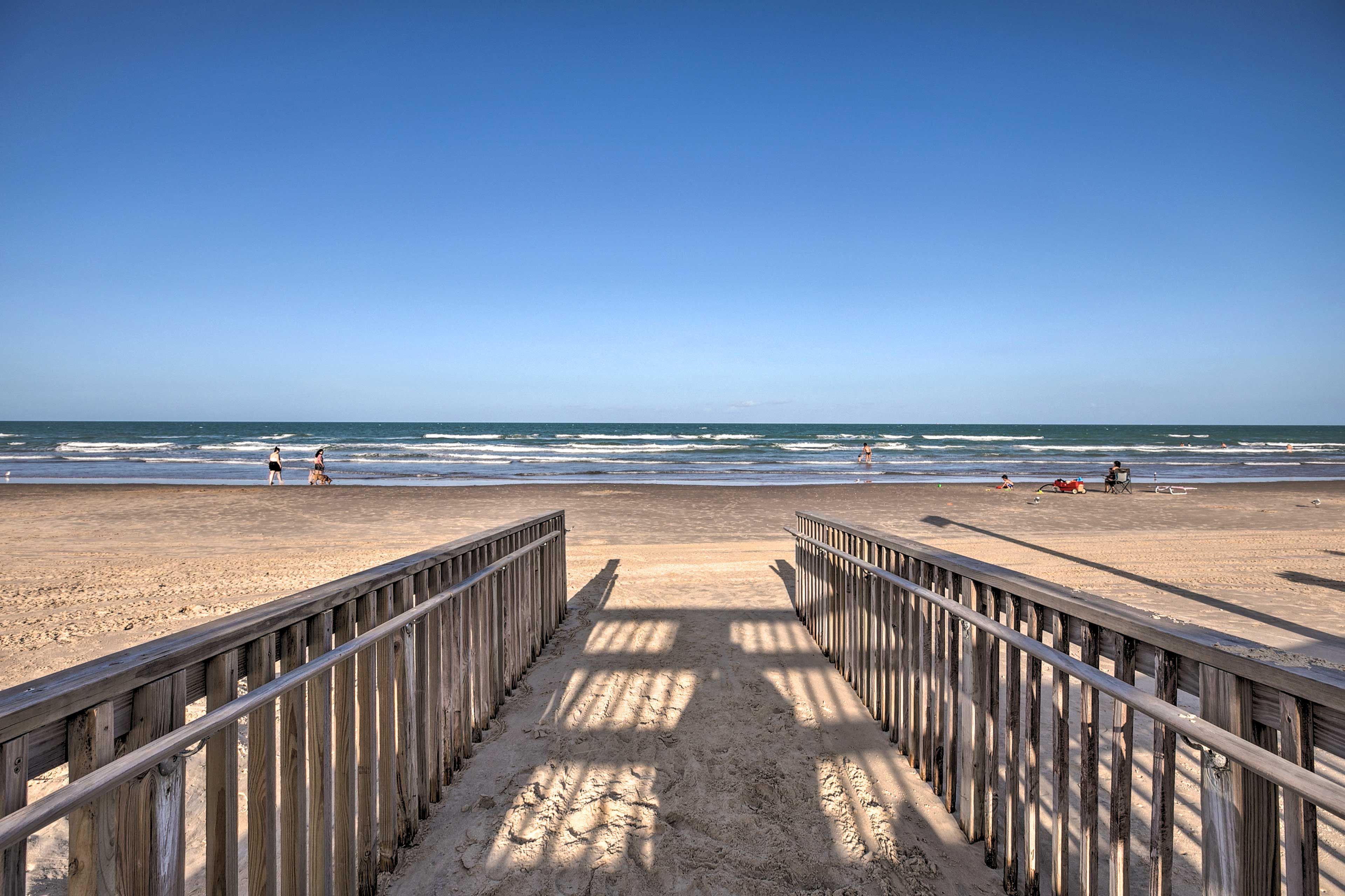 Walk to Beachfront | Pool Access