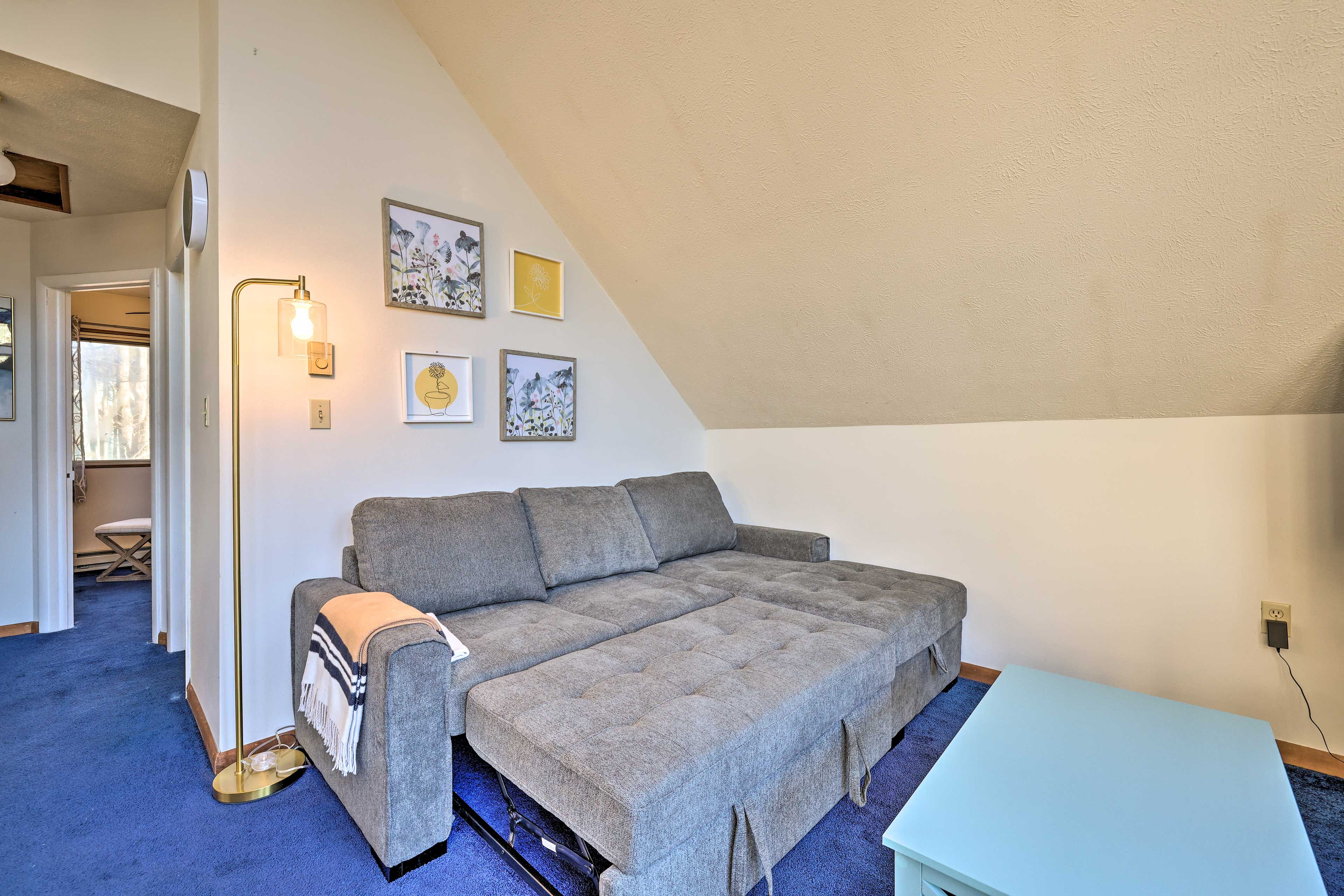 Game Loft | Full Sleeper Sofa
