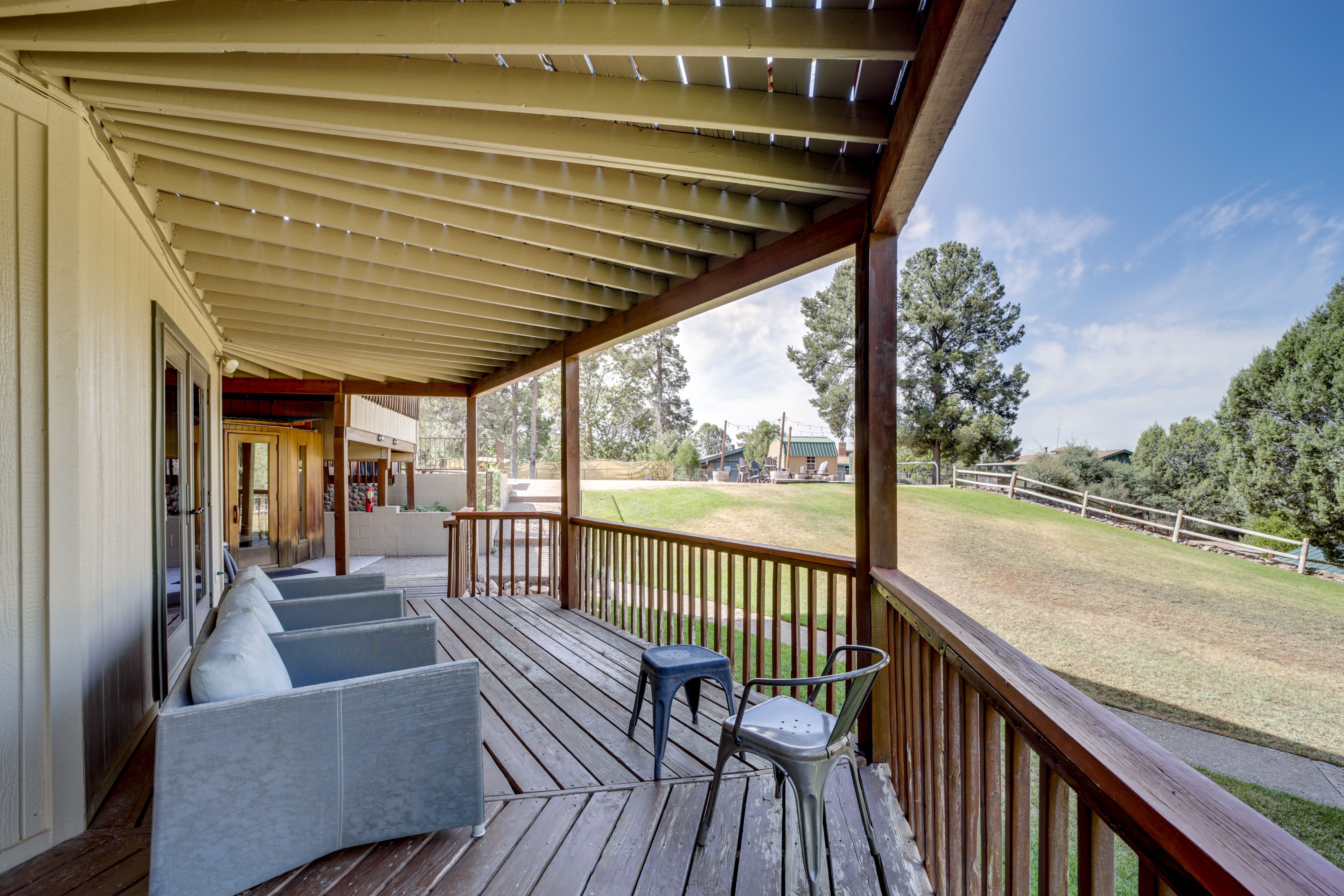 Wraparound Deck