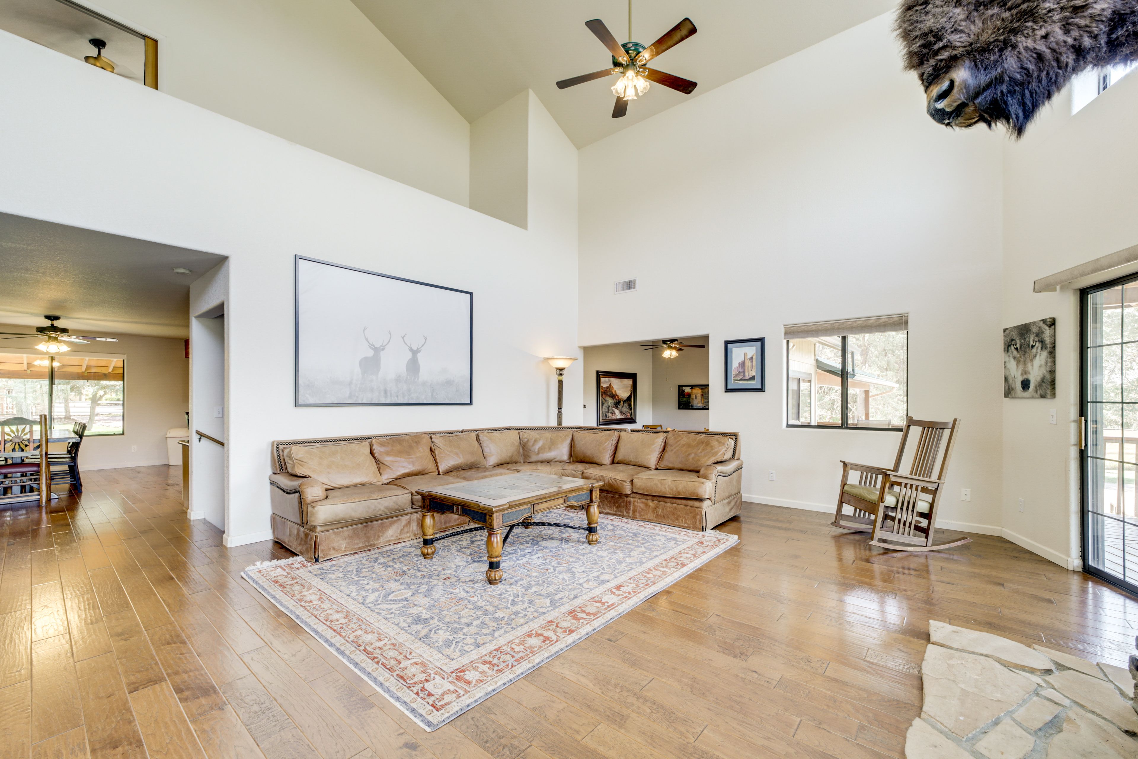 Living Room | Smart TV | Free WiFi