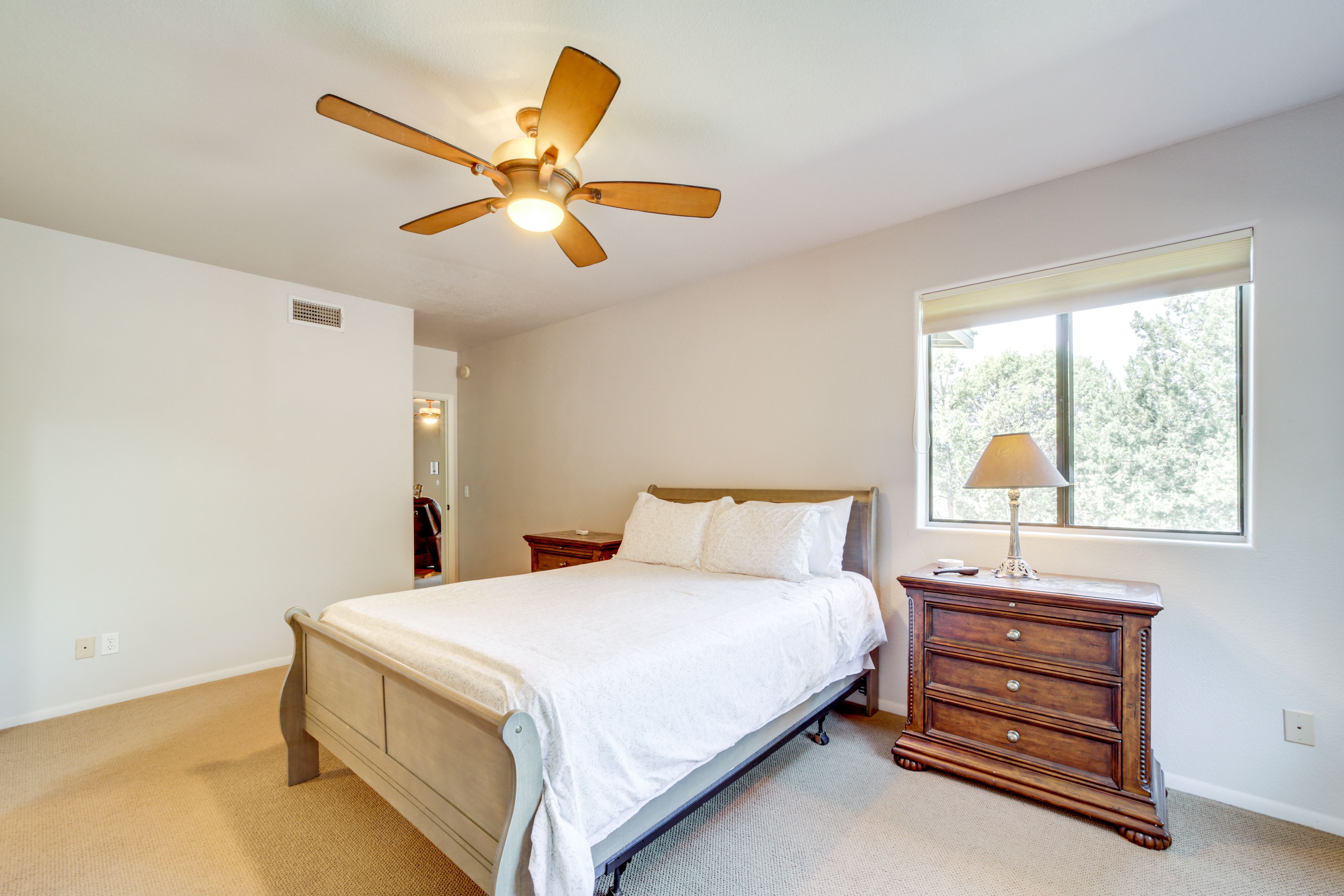 Bedroom 4 | Queen Bed | En-Suite Bathroom
