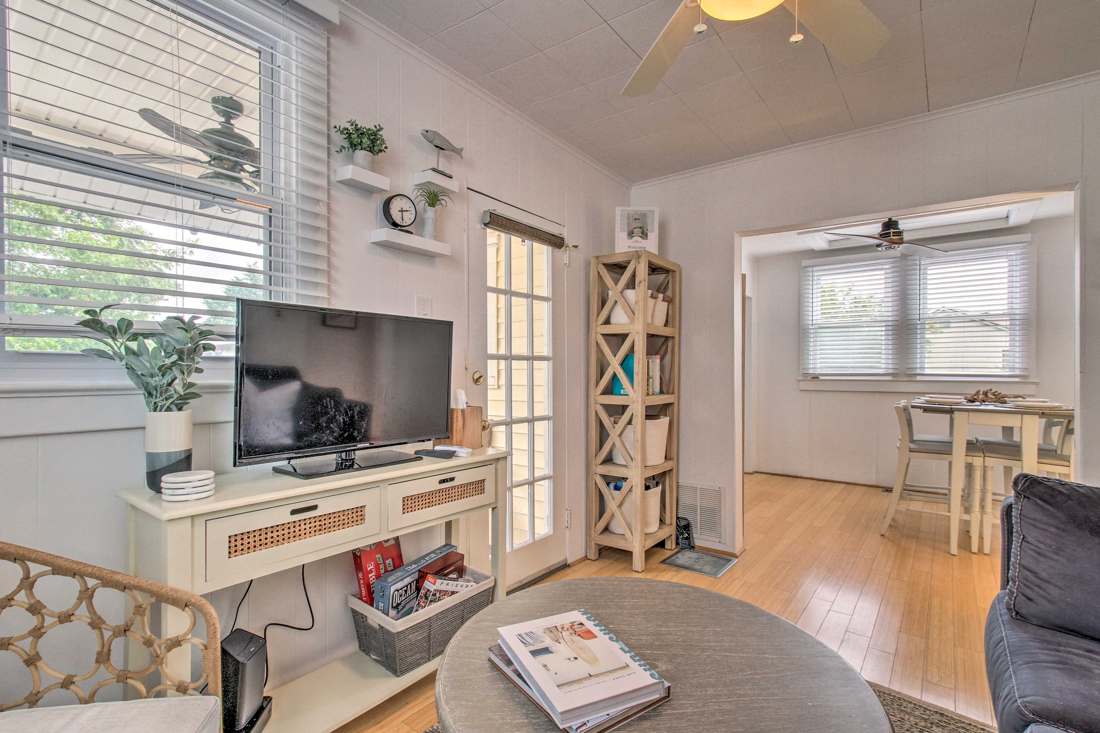 Living Room | Free WiFi