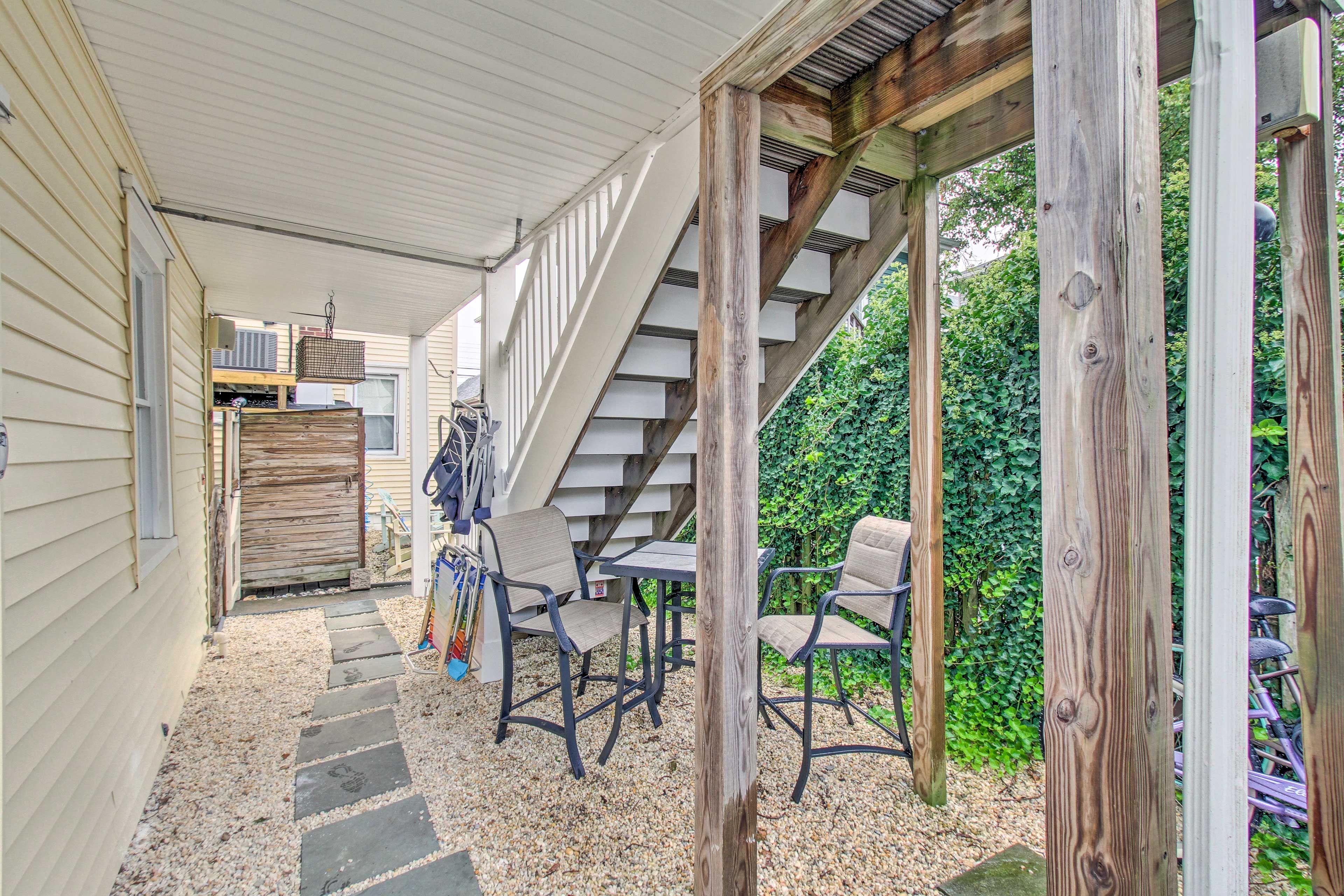 Private Patio | Outdoor Shower