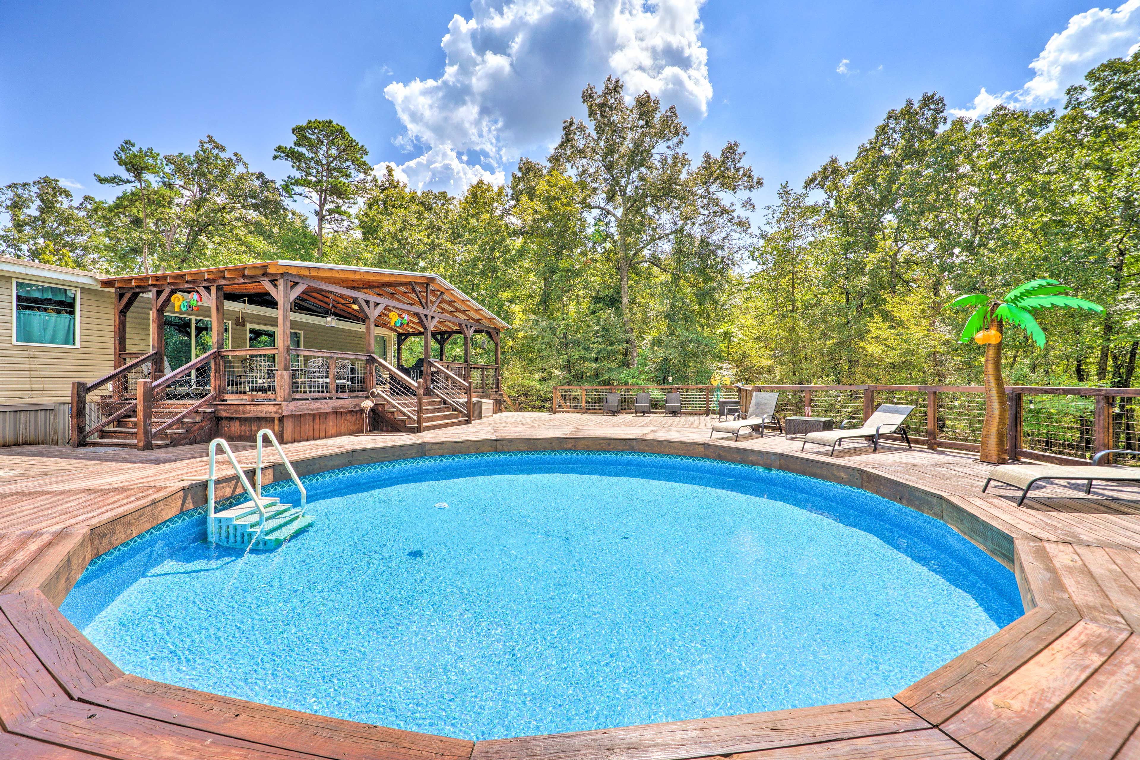 Broken Bow Vacation Rental | 3BR | 2BA | 1,744 Sq Ft | Stairs Required to Enter