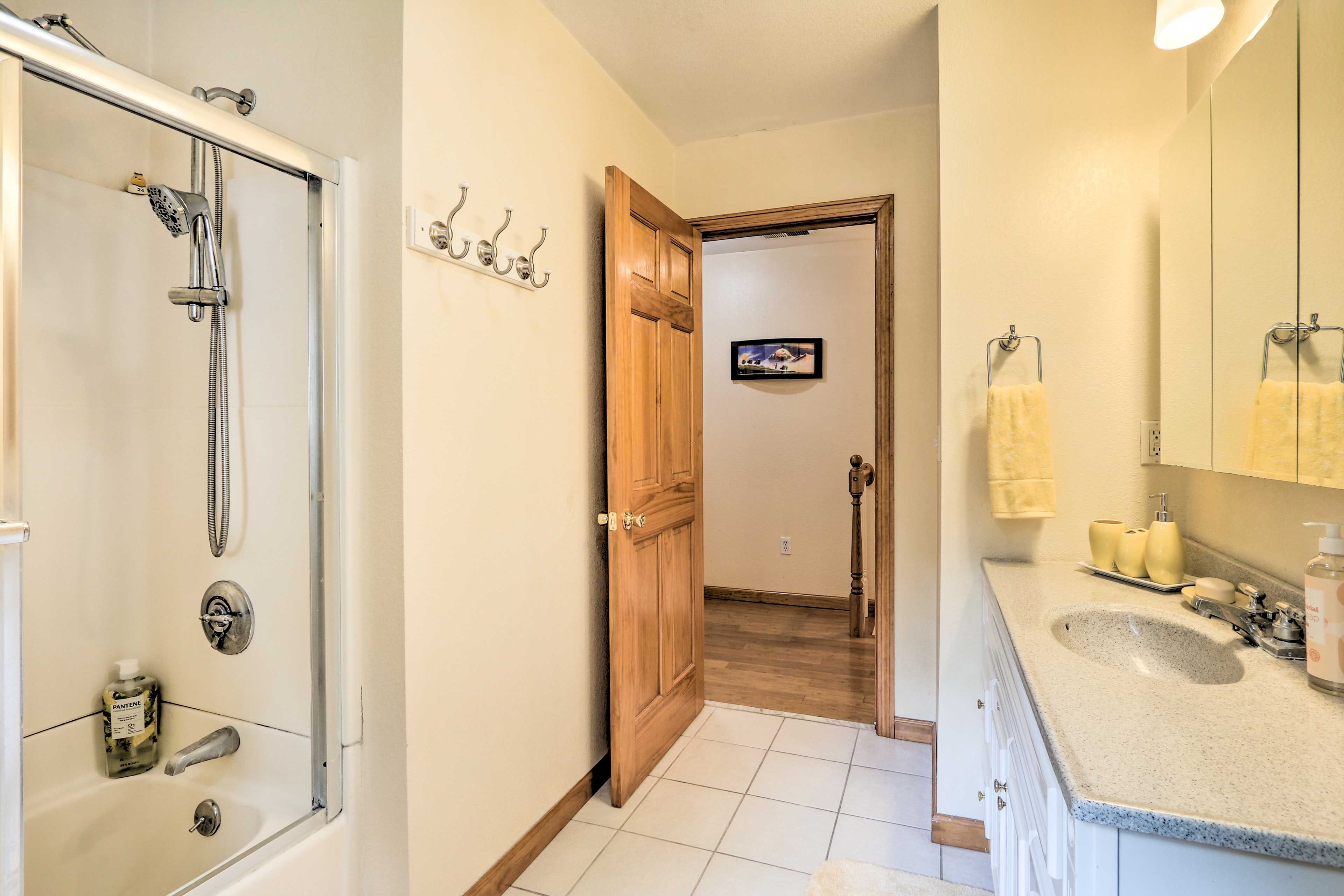 Full Bathroom