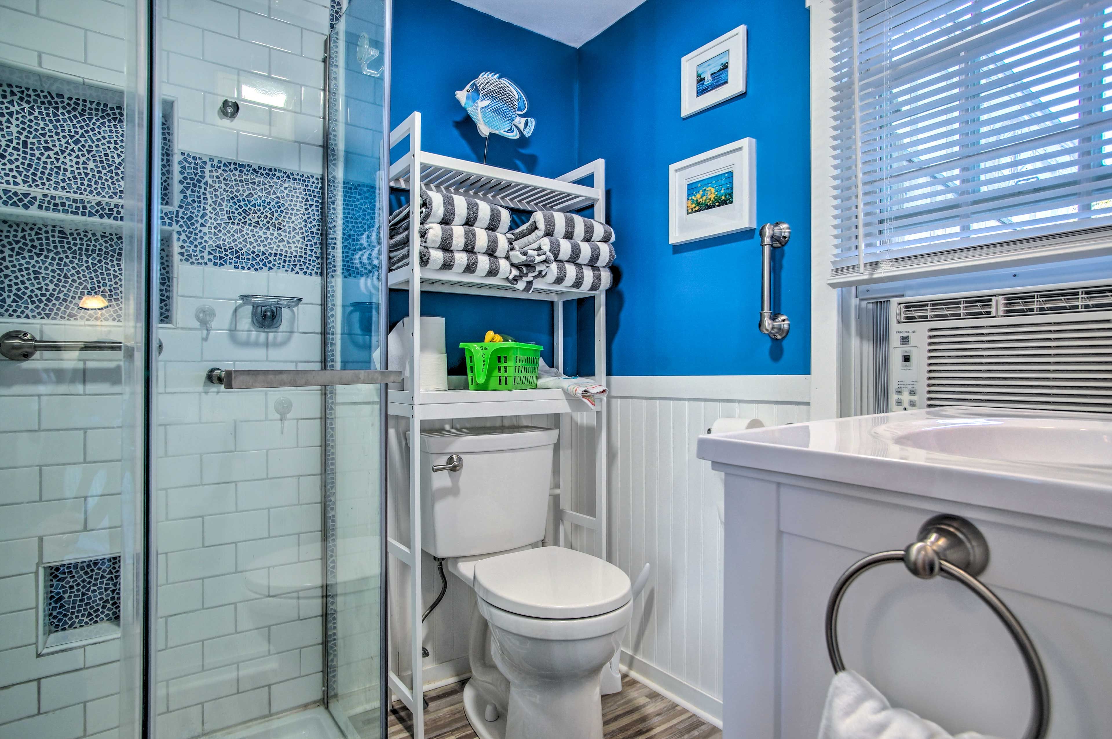 Bathroom | Towels Provided