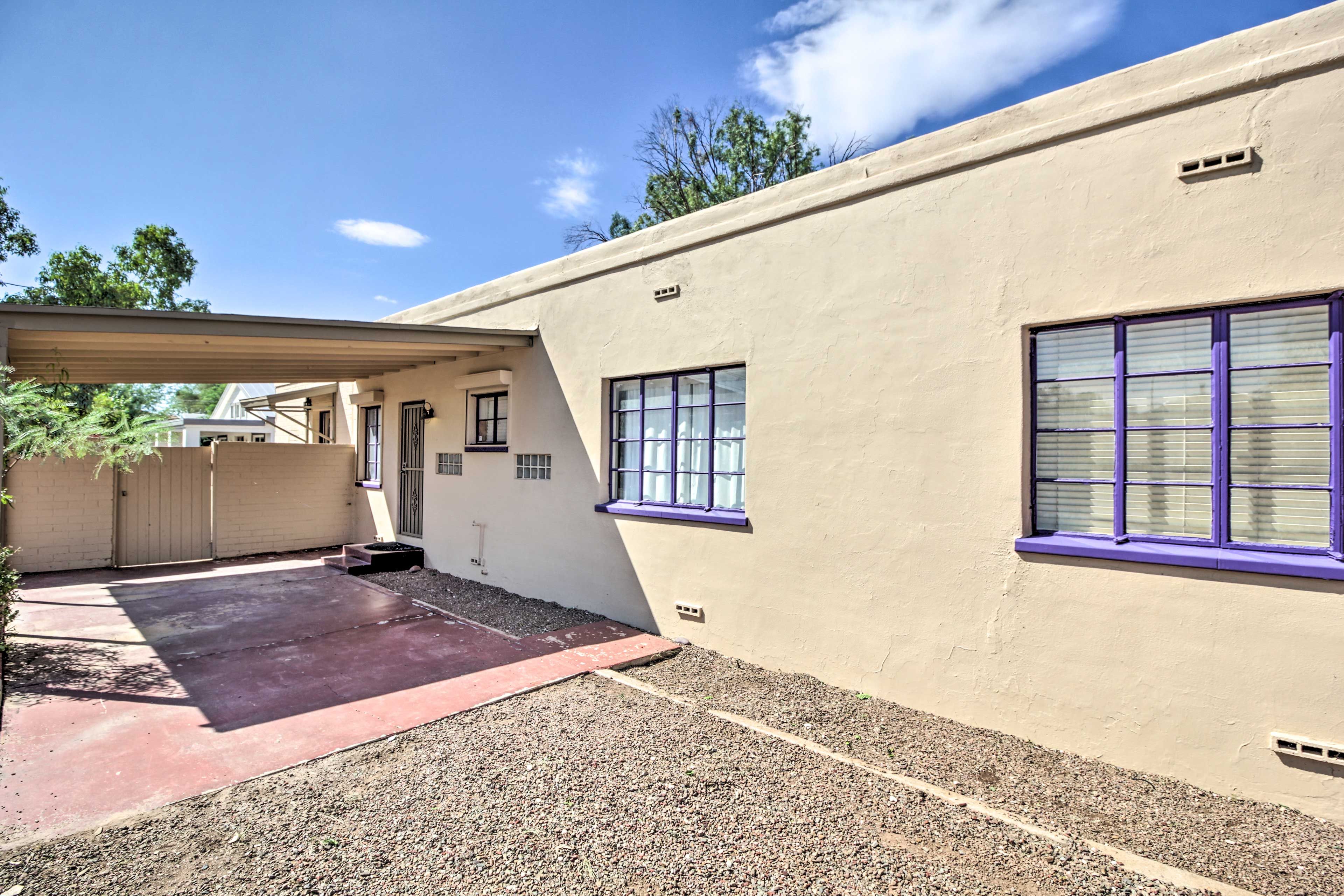 Parking | Carport (1 Vehicle) | Driveway (1 Vehicle) | Free Street Parking