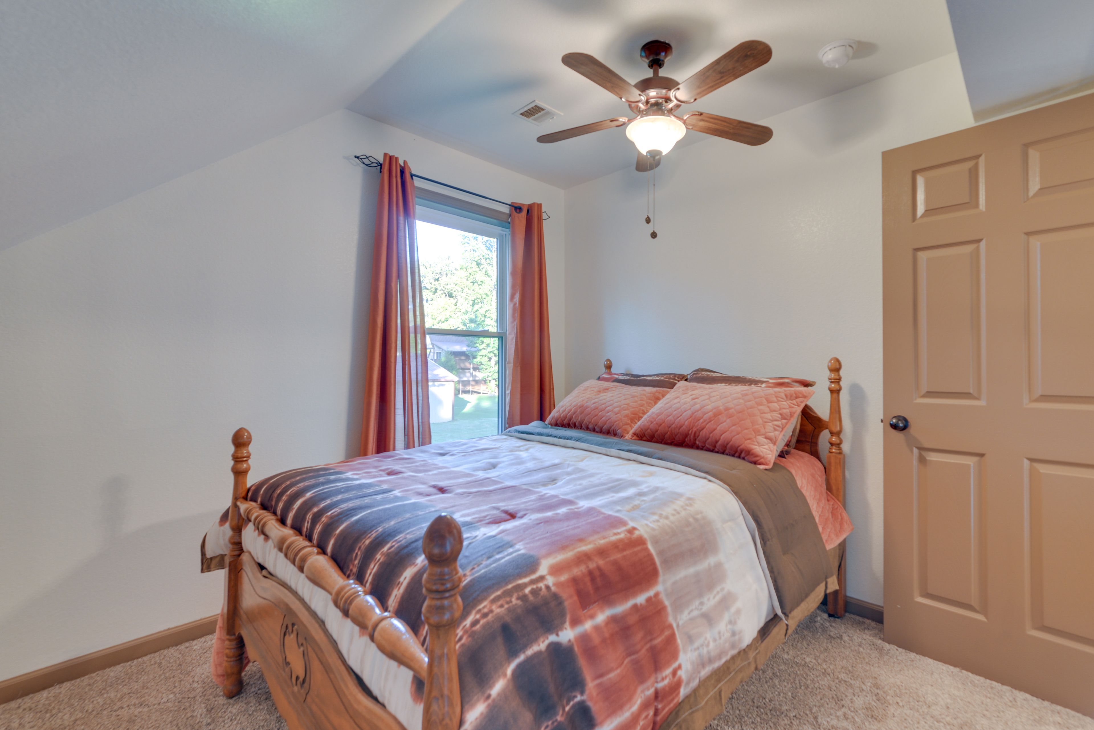 Bedroom 2 | Queen Bed | 2nd Floor | Stairs Required
