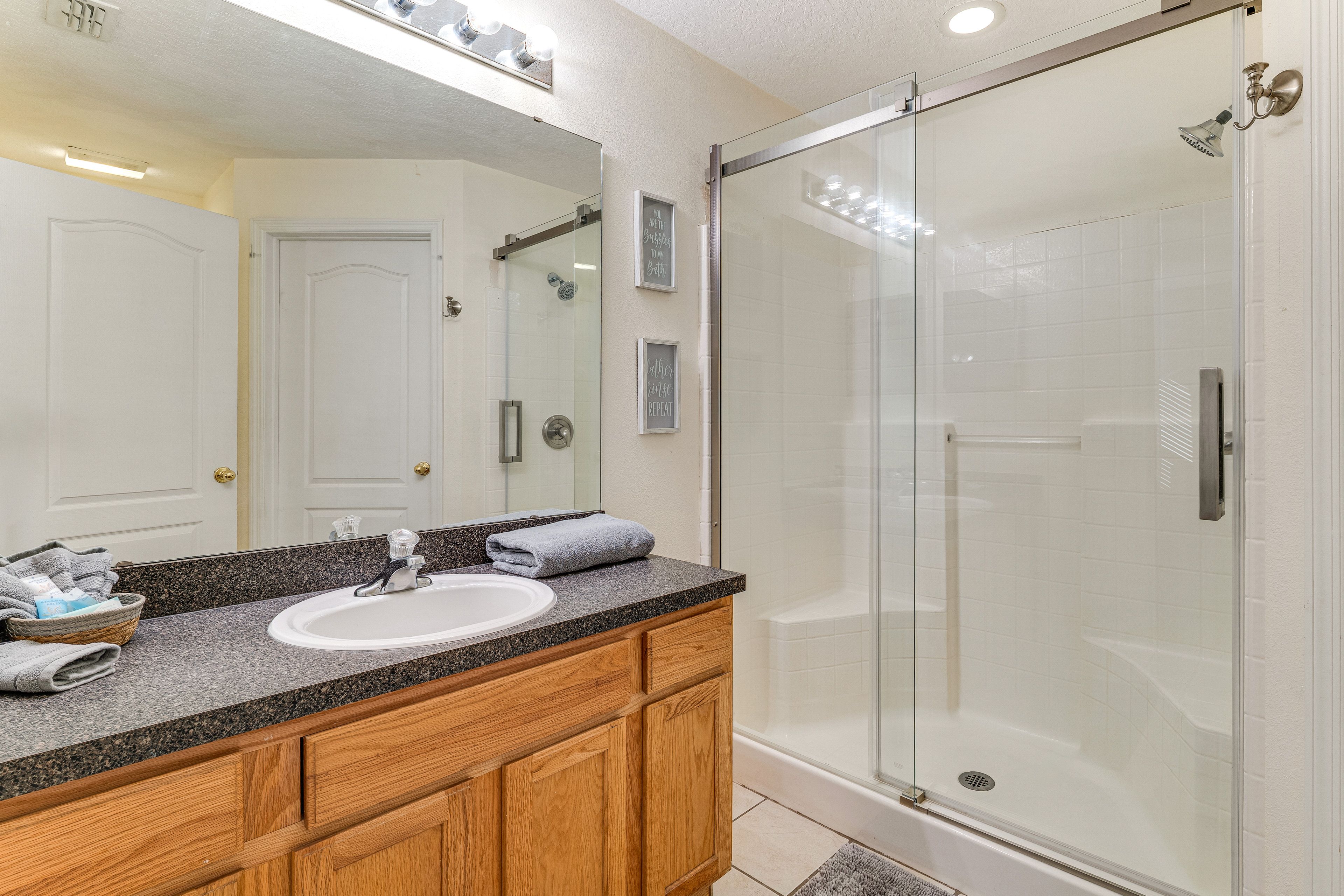 En-Suite Bathroom | Walk-In Closet