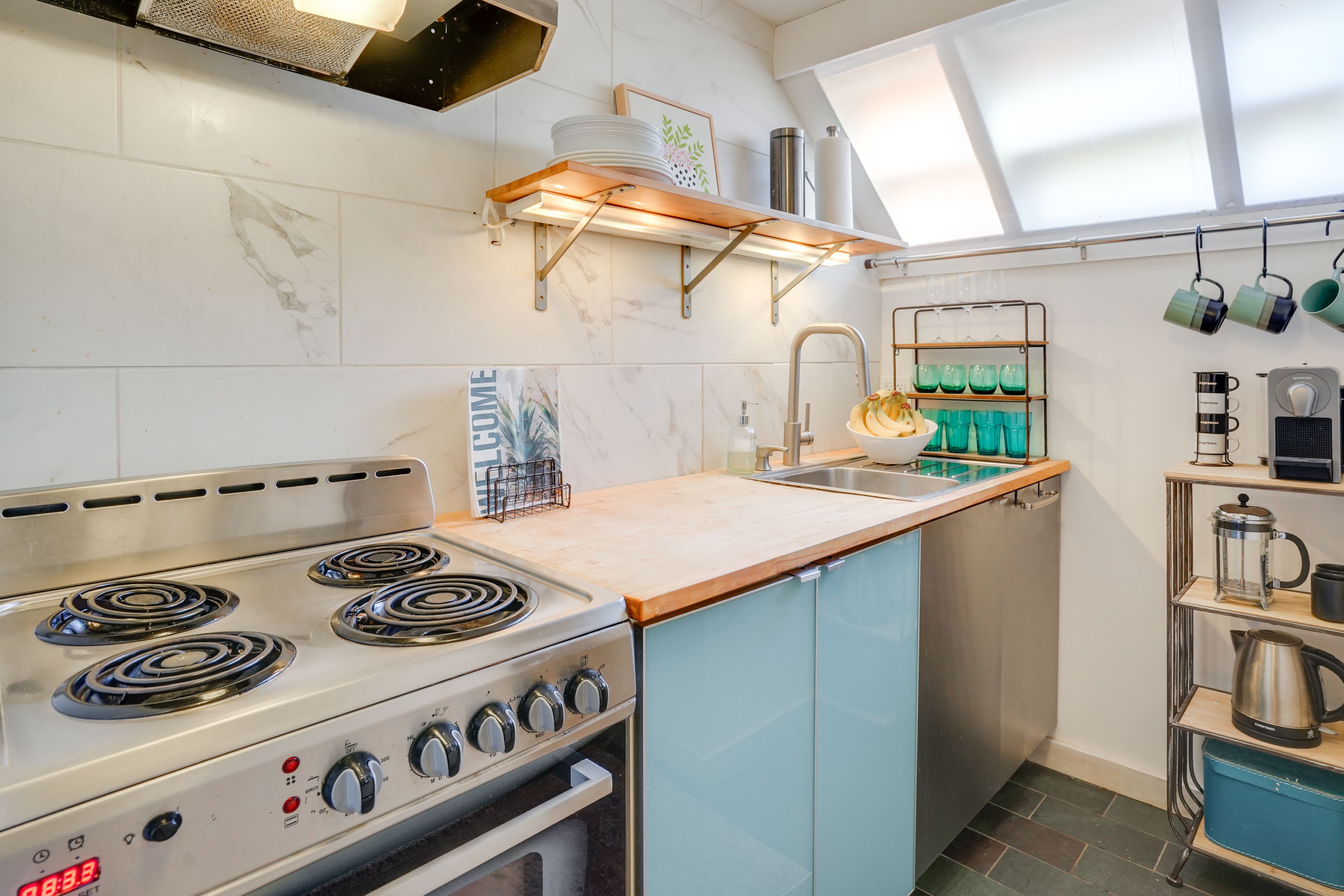 Property Interior | Single-Story Apartment