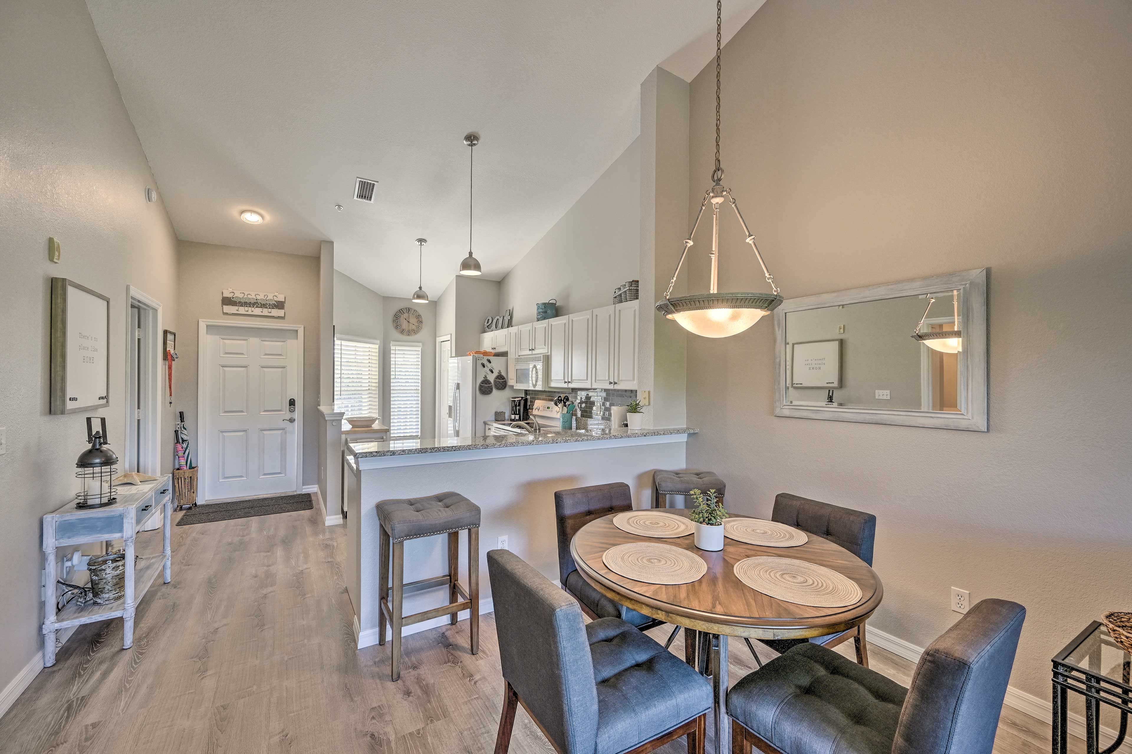 Dining Area | Dishware & Flatware