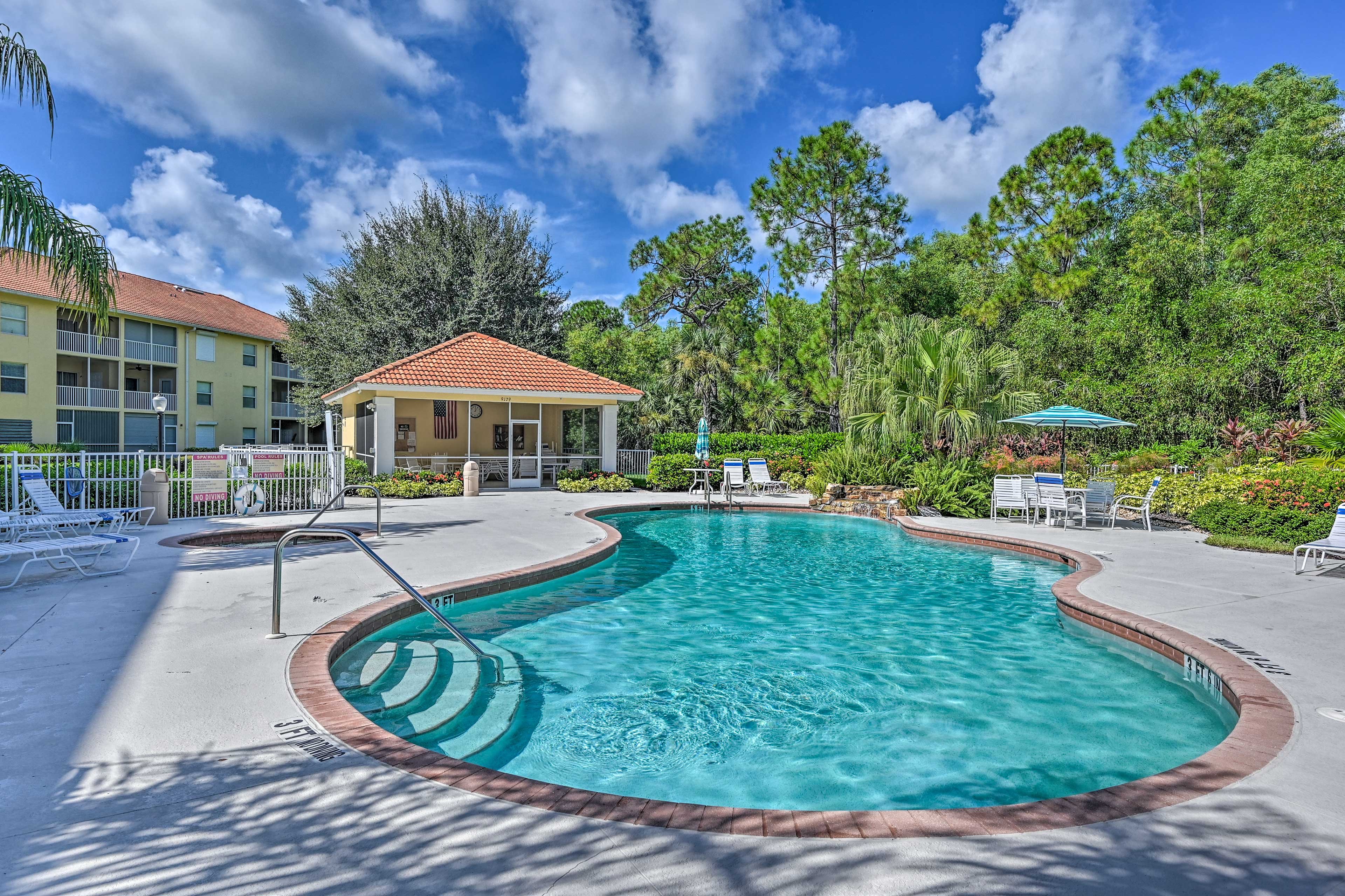 Coral Falls Resort | Community Amenities | Outdoor Pool | Spa