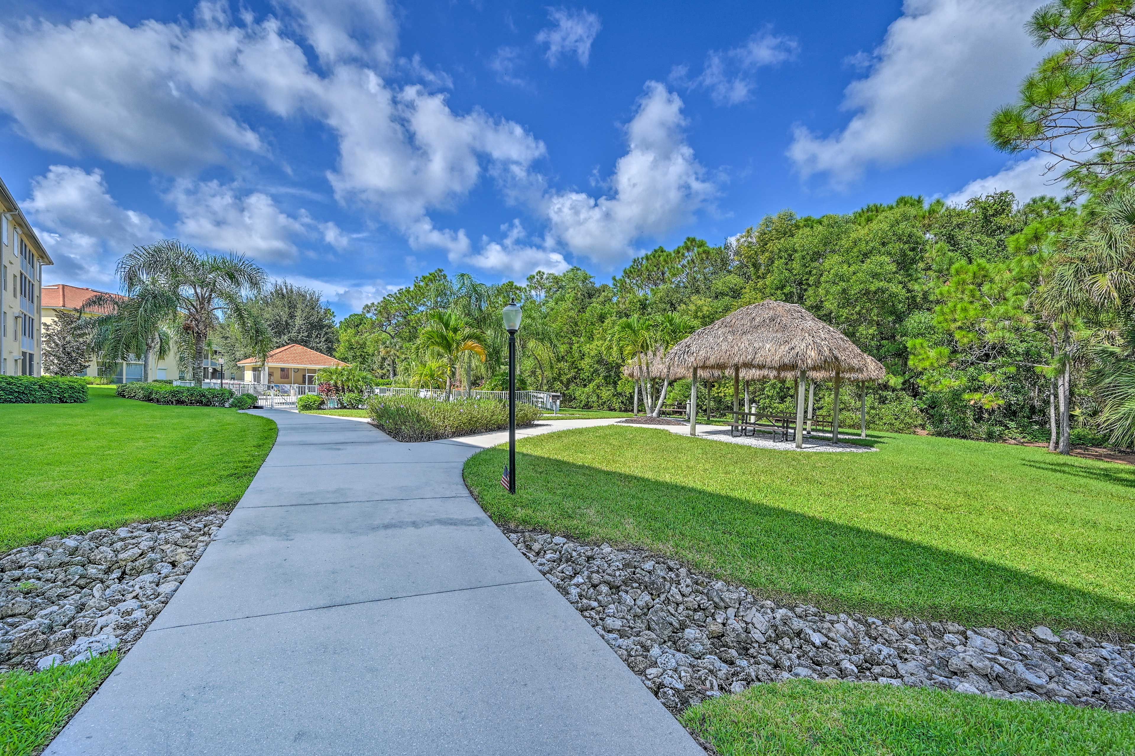 Coral Falls Resort | Community Amenities | Tropical Hut Picnic Area
