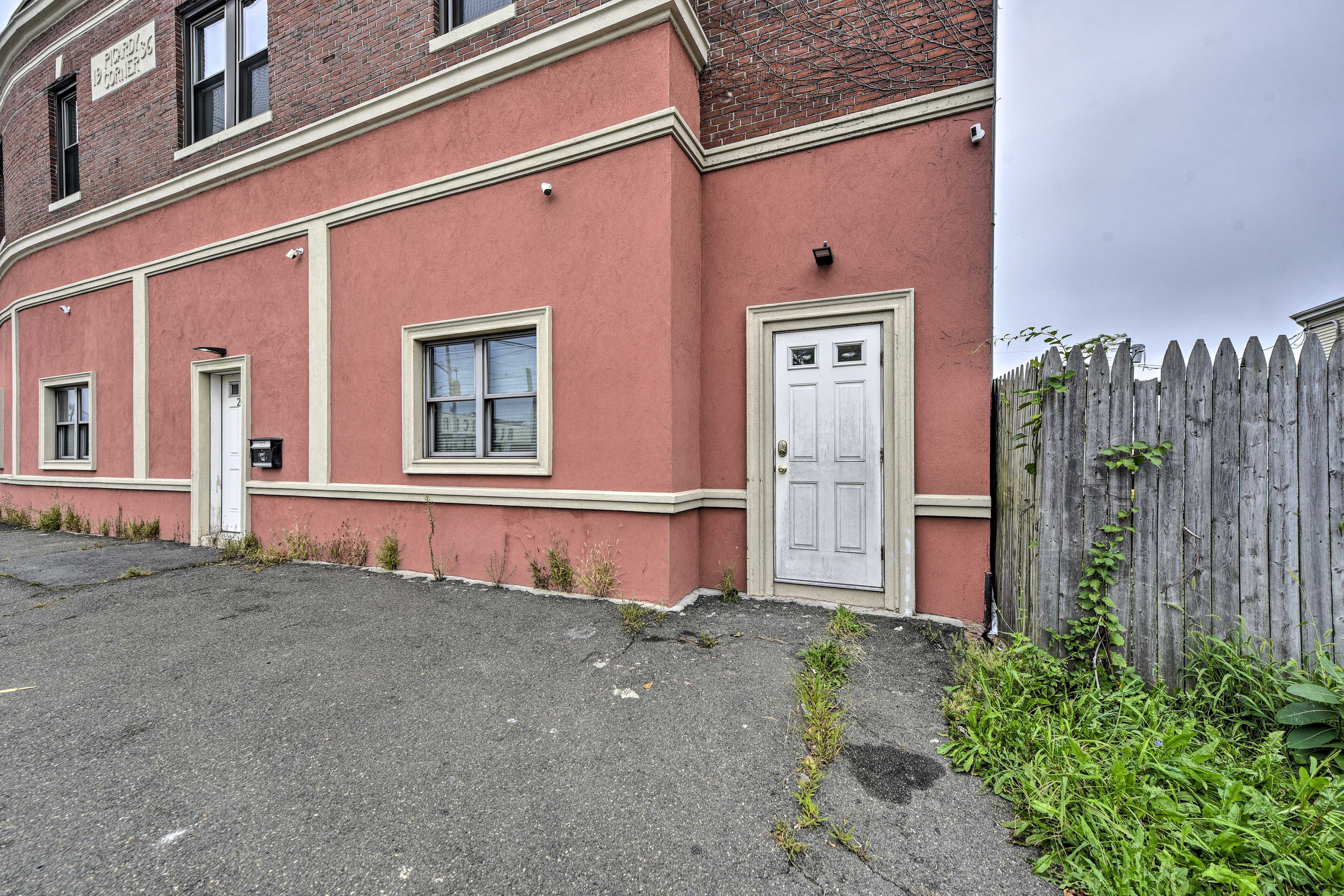 Entryway | Street Parking Available