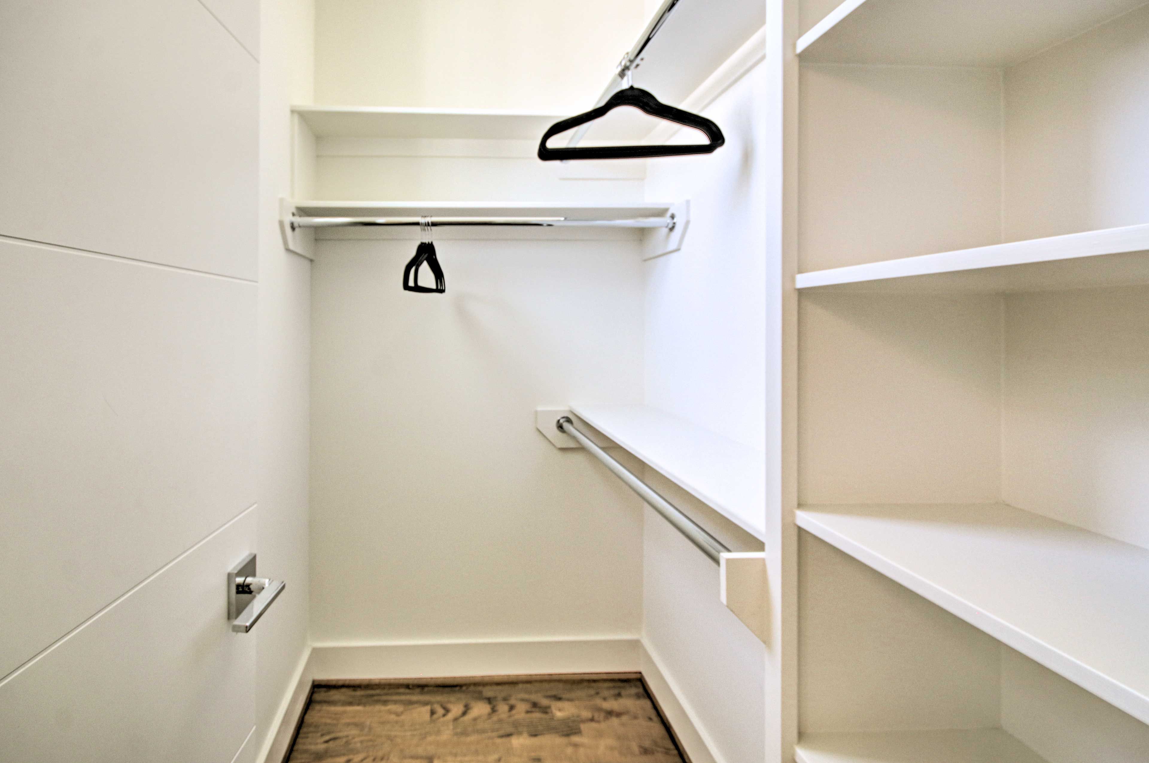 Bedroom 3 | Walk-In Closet