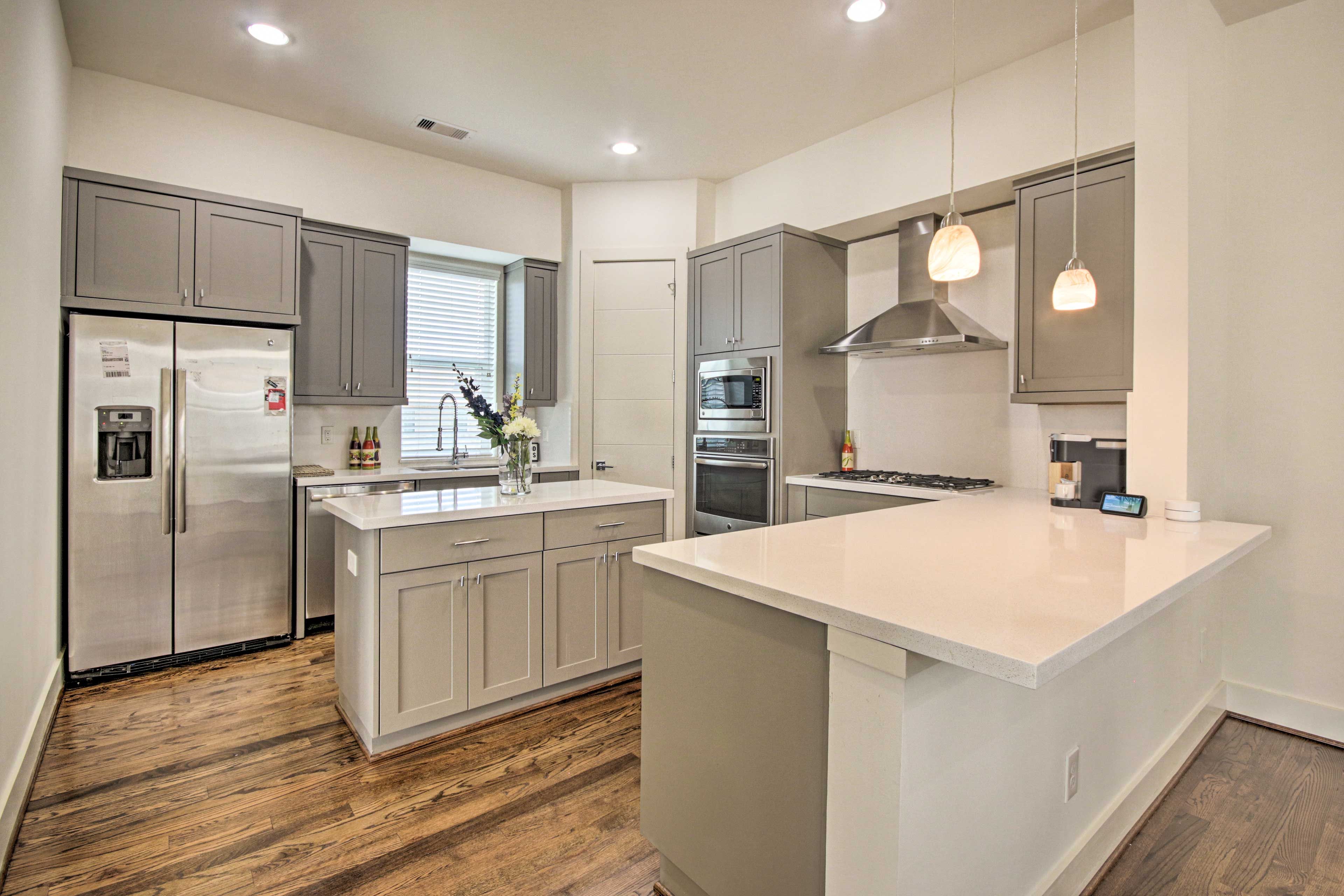 Kitchen | Pantry | Main Level Access