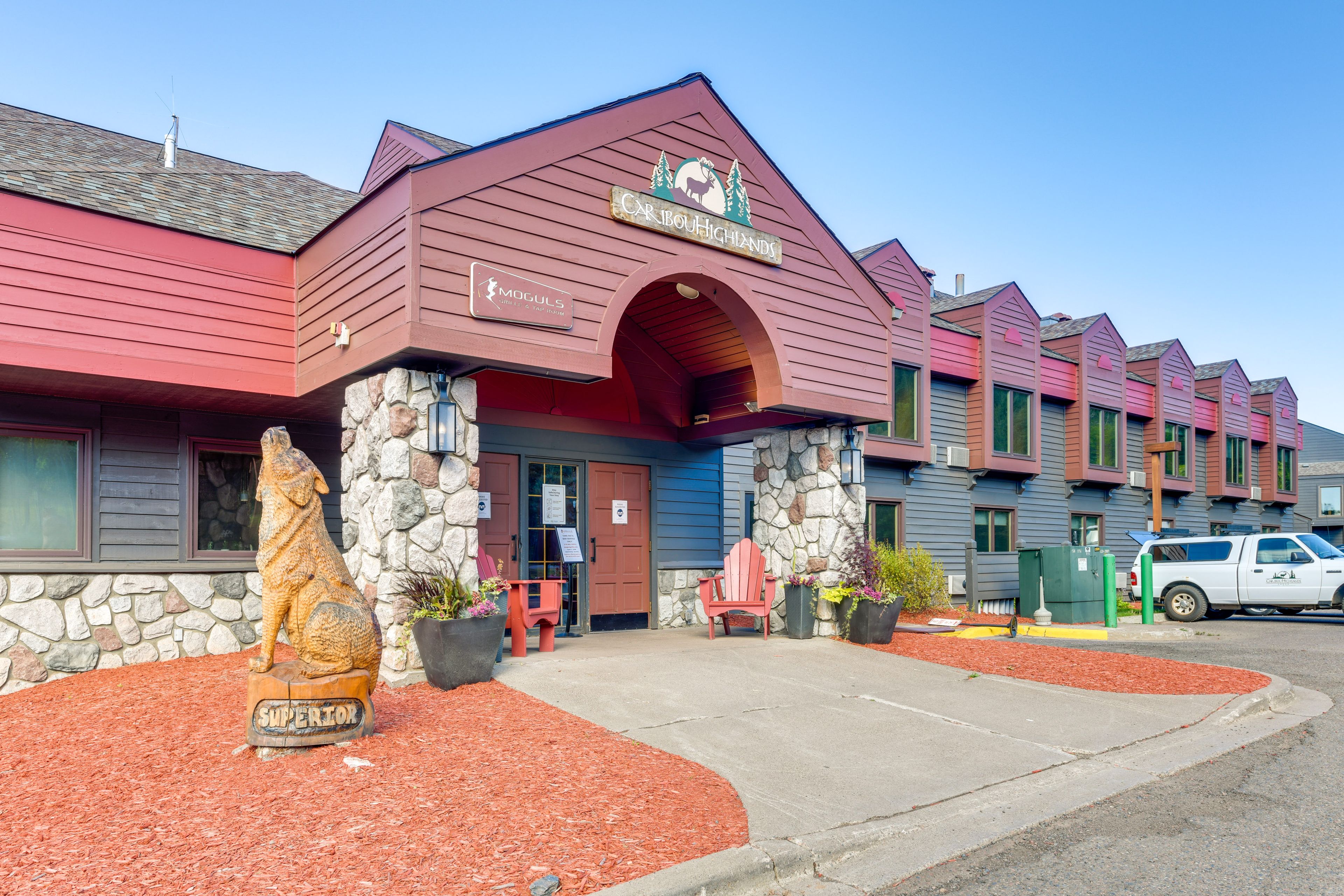 Caribou Highlands Resort Exterior