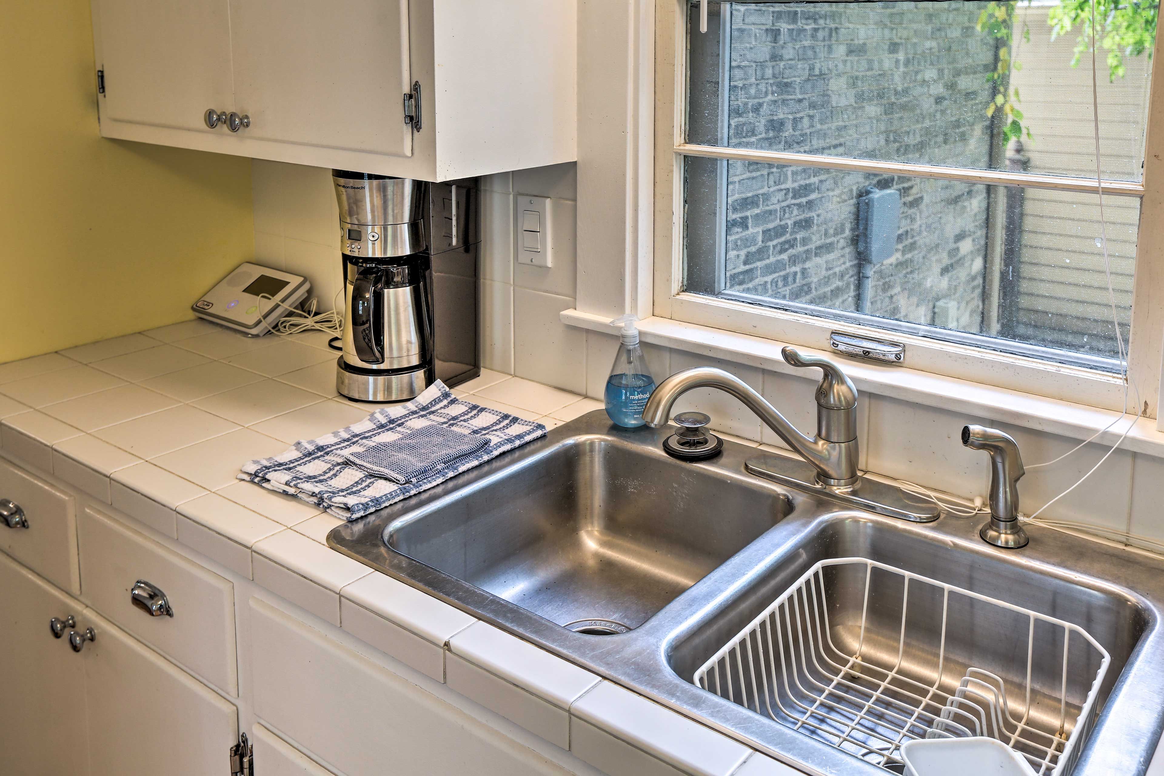 Well-Equipped Kitchen