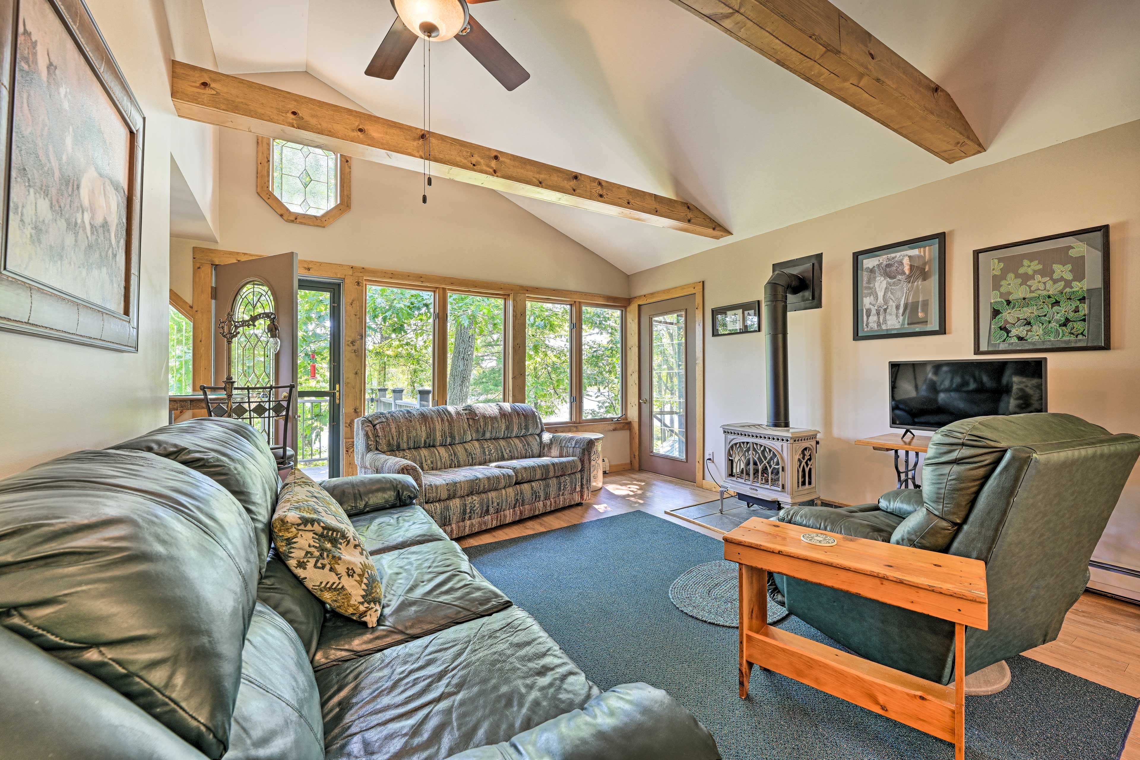 Living Room | Fireplace | Central Heat | 2 Portable A/C Units