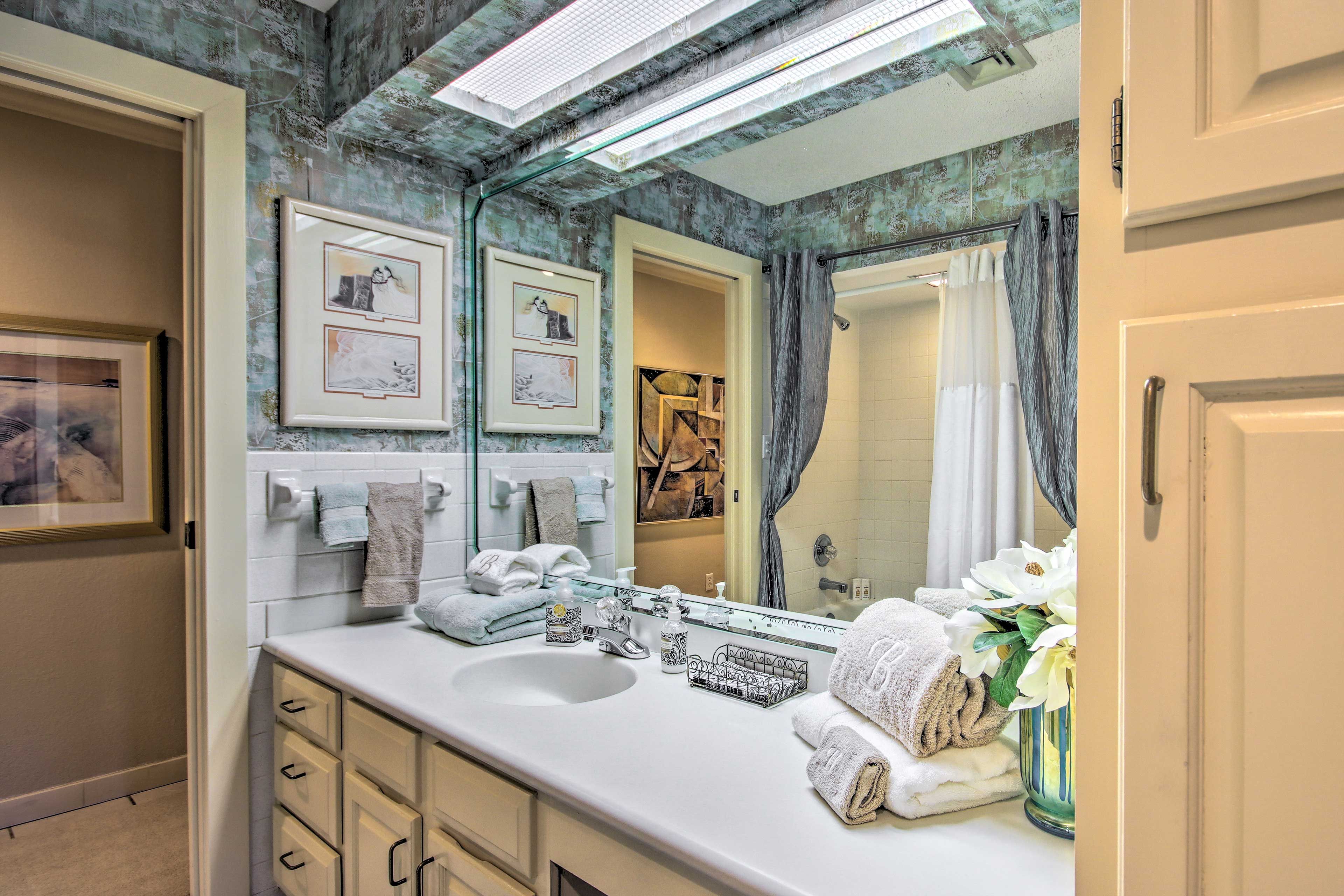 Full Bathroom