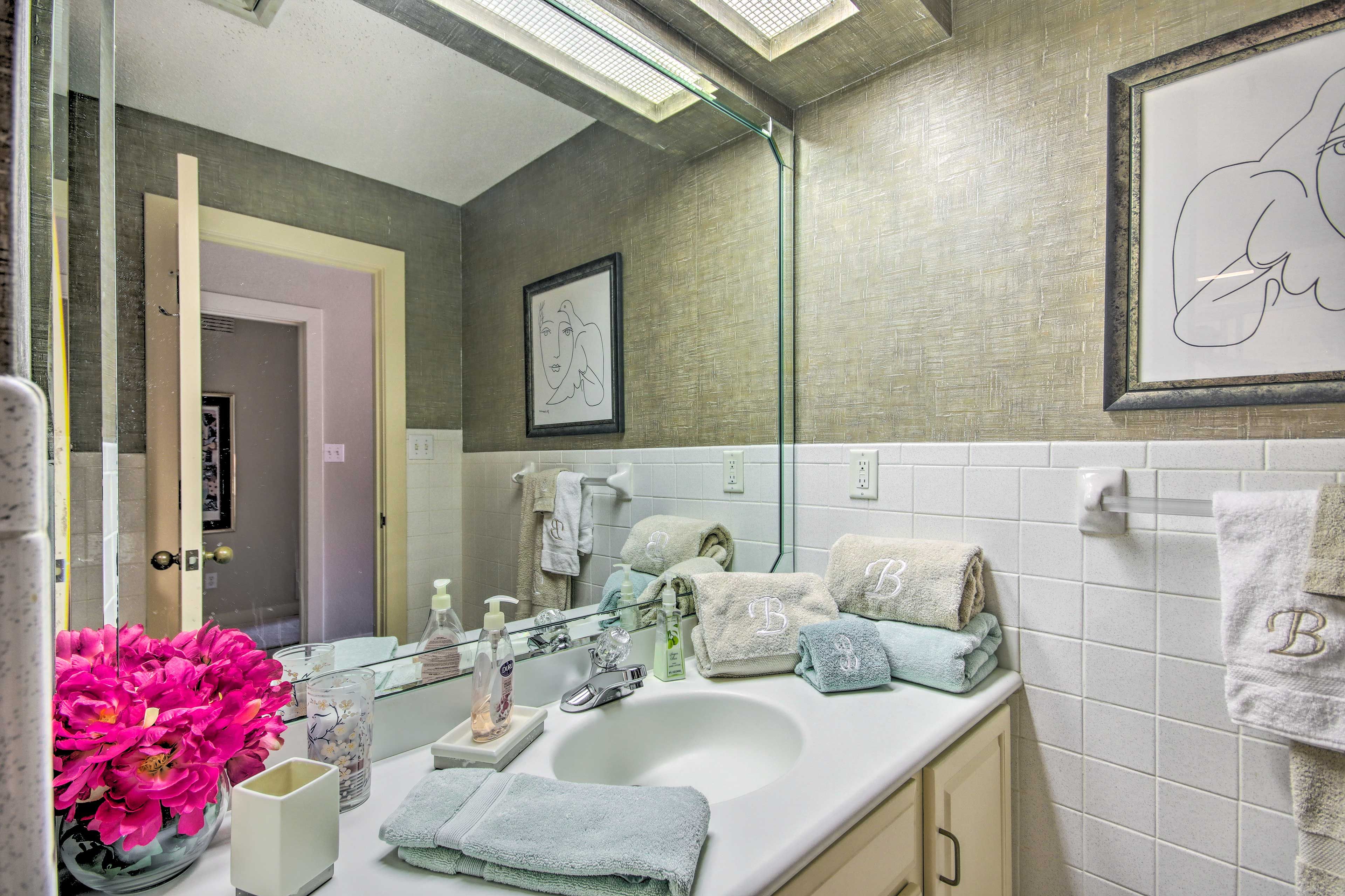 Full Bathroom