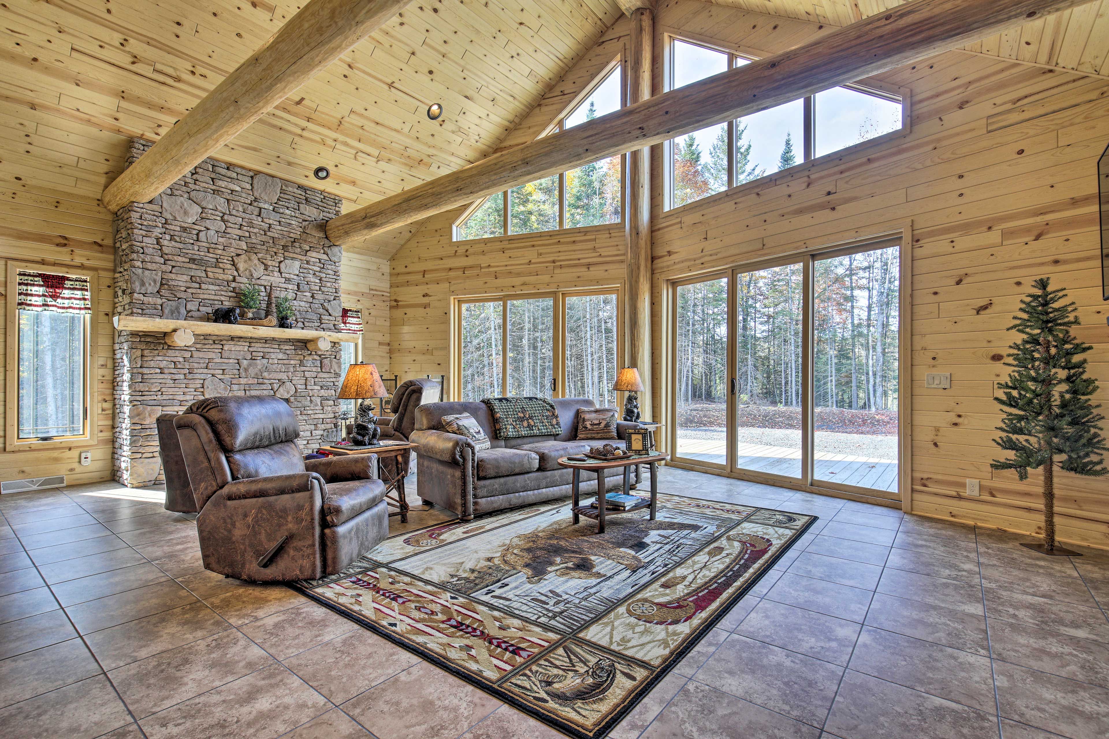 Hurley Vacation Rental | 4BR | 3.5BA | Step-Free Entry | 3 Stories | 4,300 Sq Ft