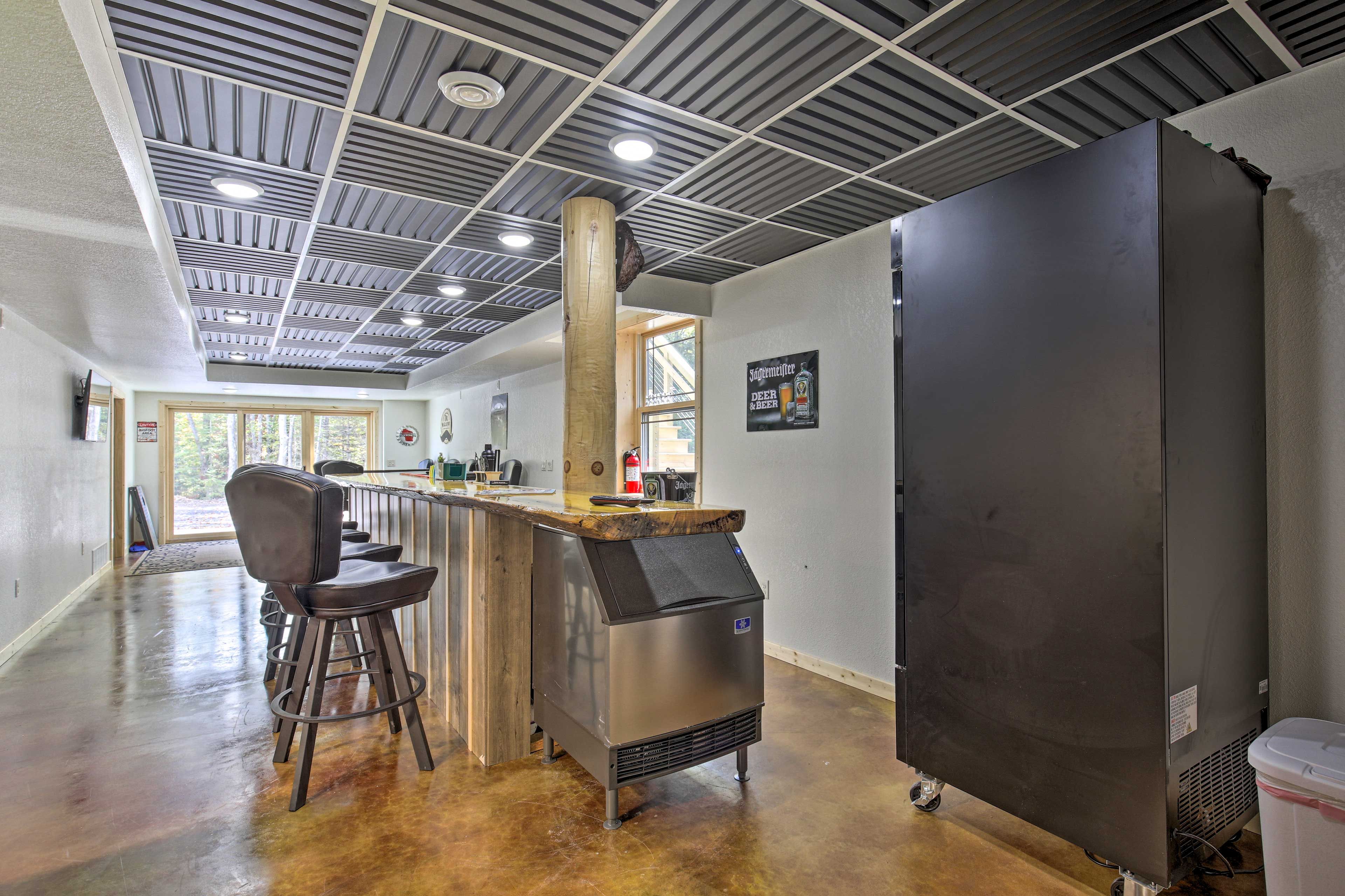 Wet Bar | Lower Level