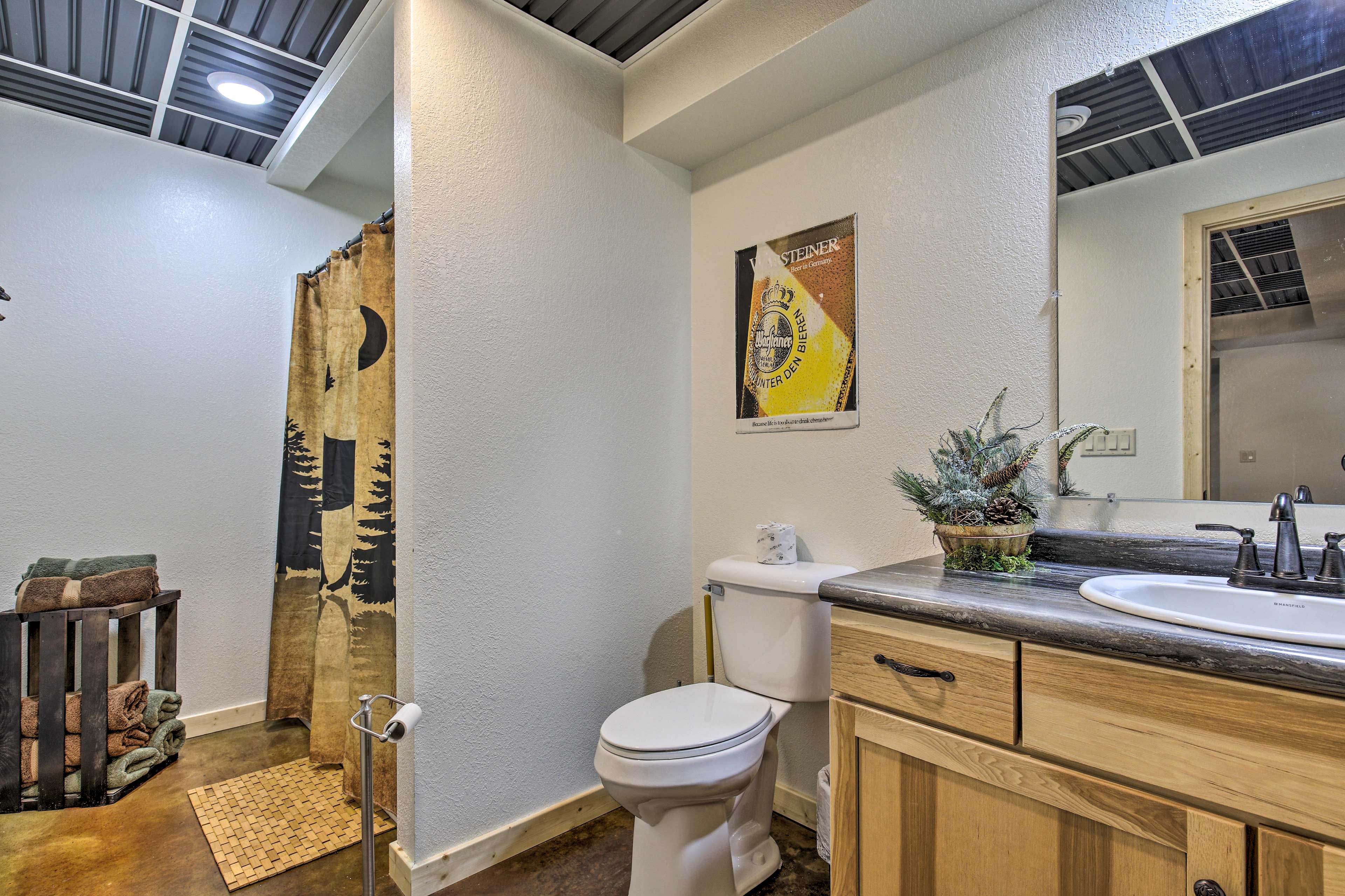 Full Bathroom | Lower Level