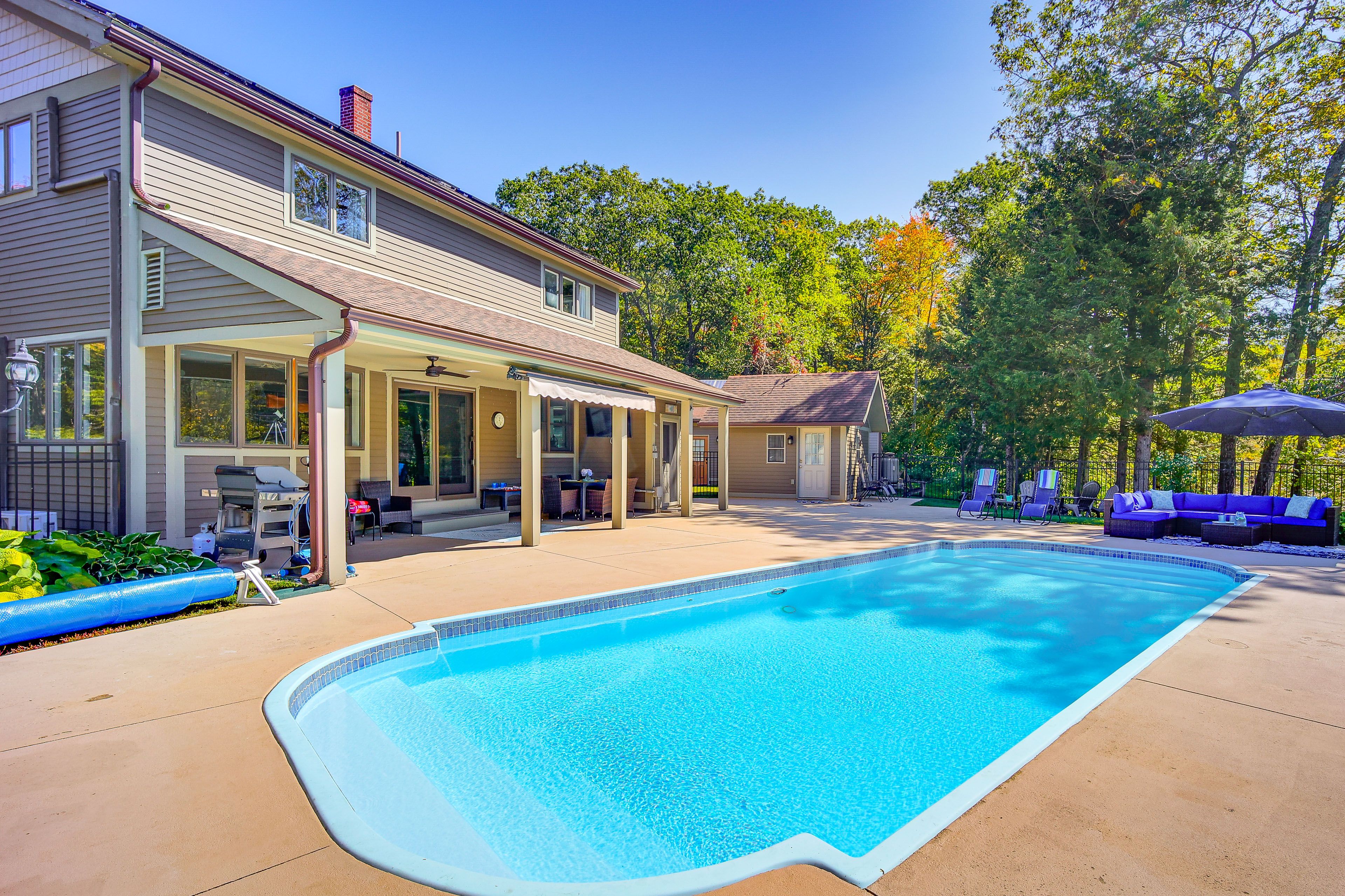 Ludlow Vacation Rental | 3BR | 3.5BA | 2,500 Sq Ft | Stairs Required