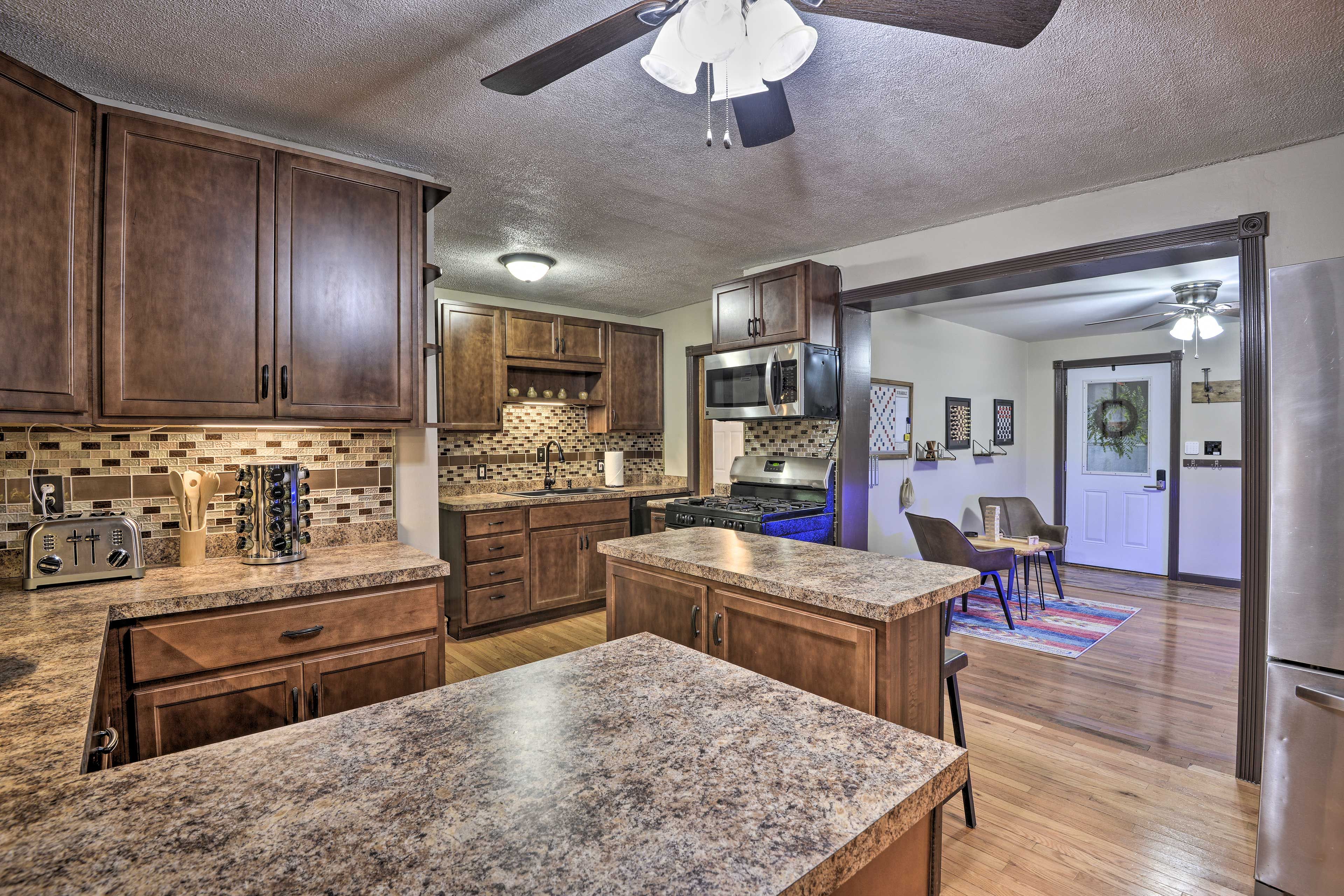 Kitchen | Keurig | Toaster