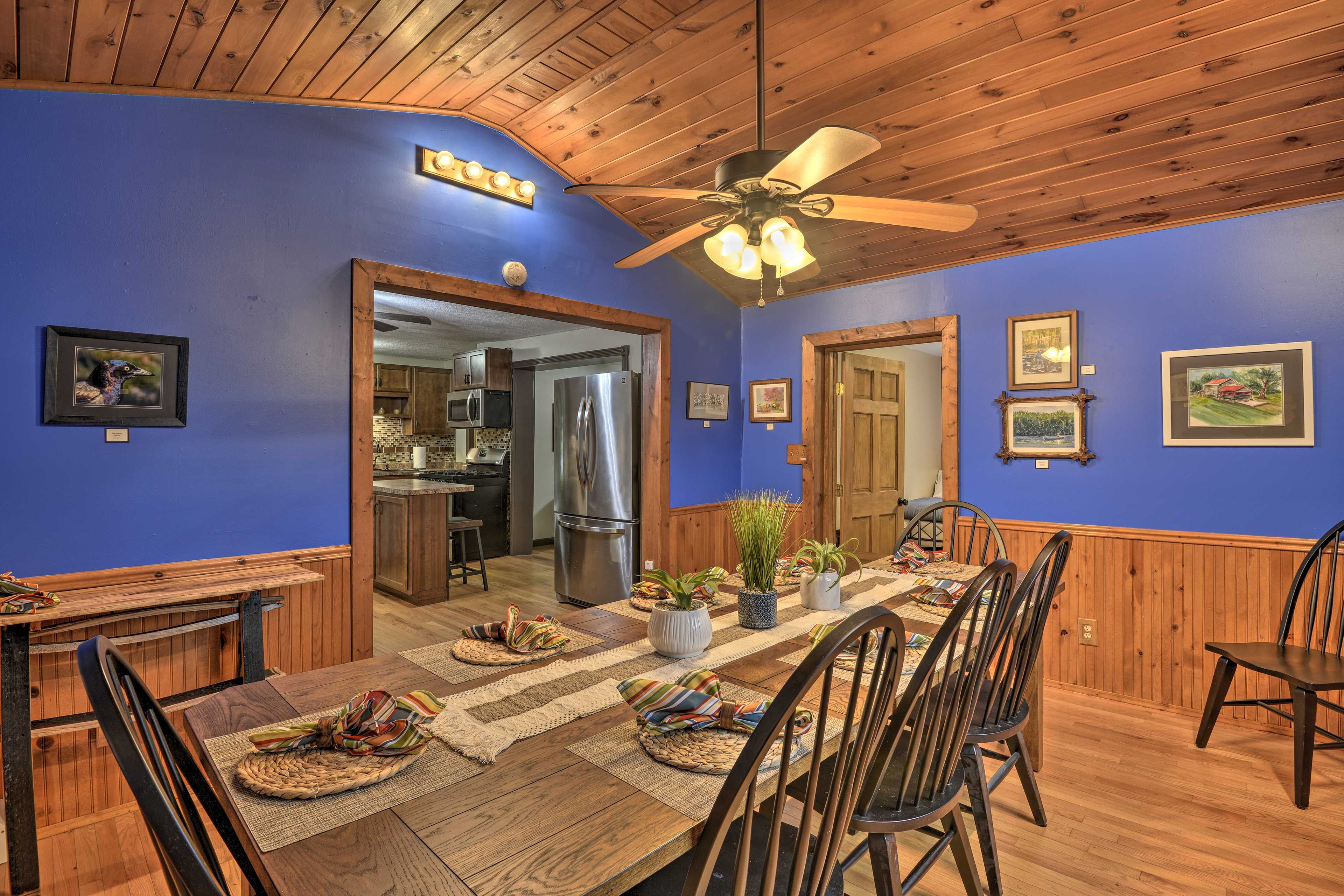 Dining Room | High Chair