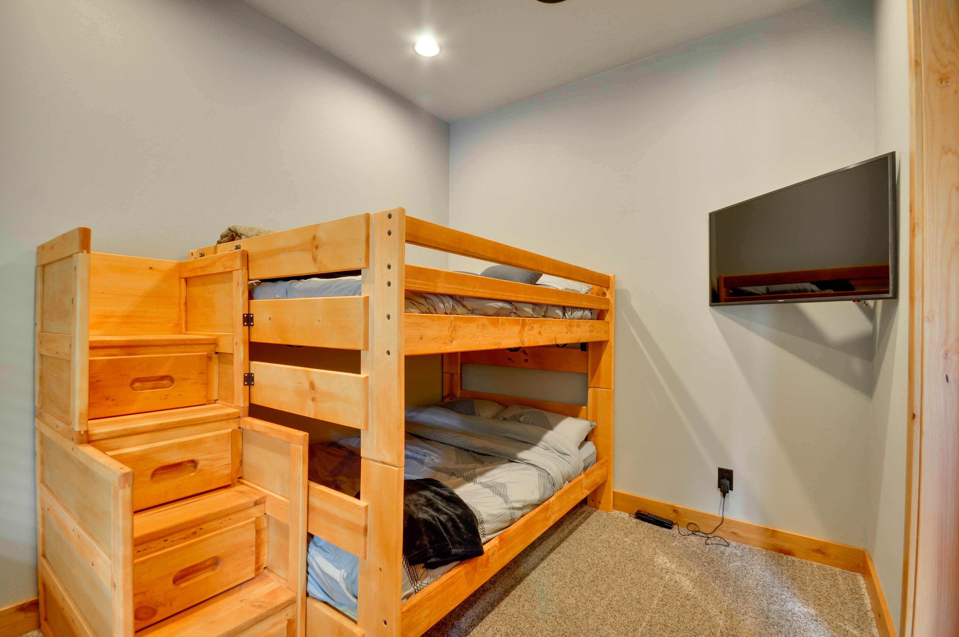 Bedroom 3 | Full Bunk Bed