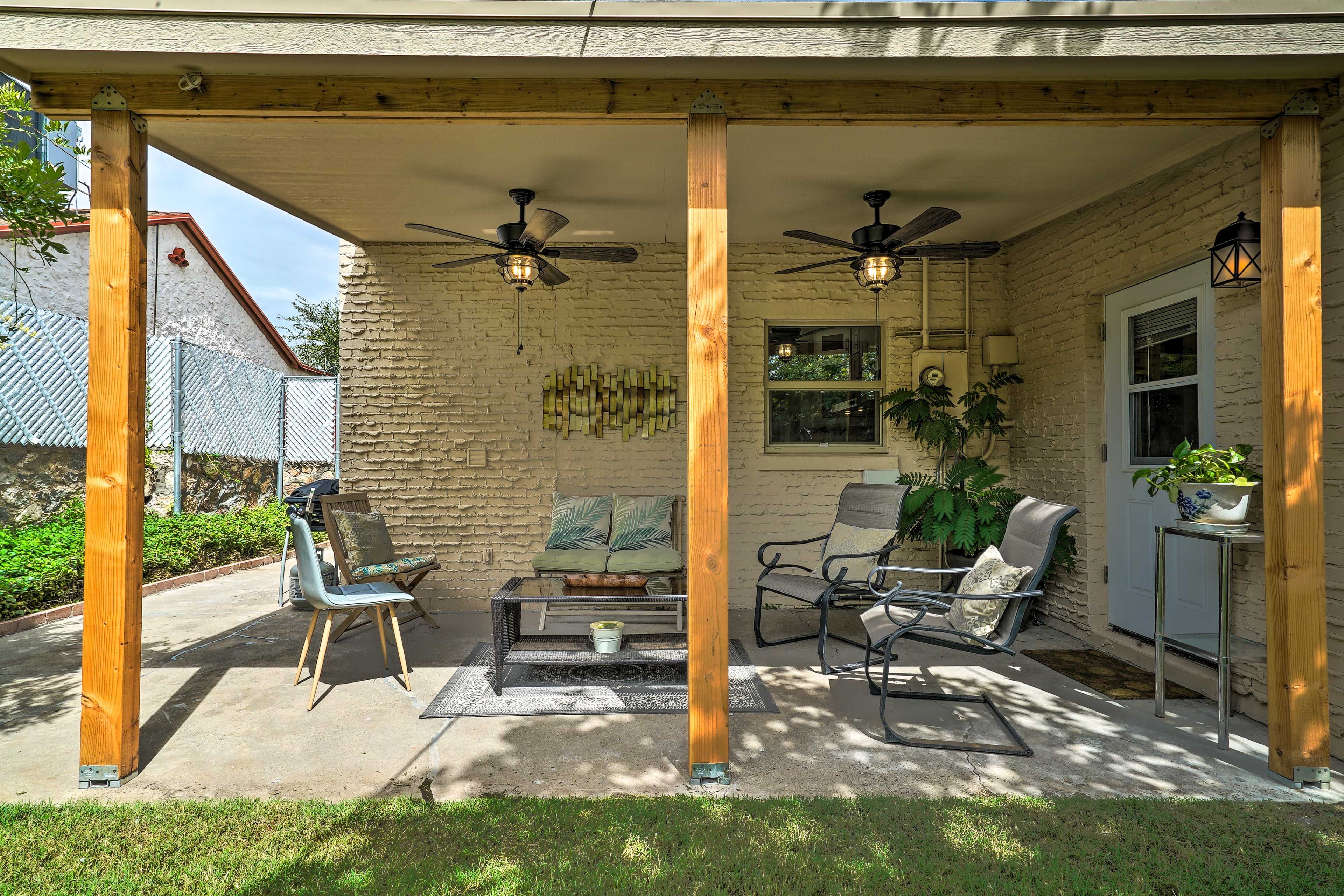 Furnished Patio