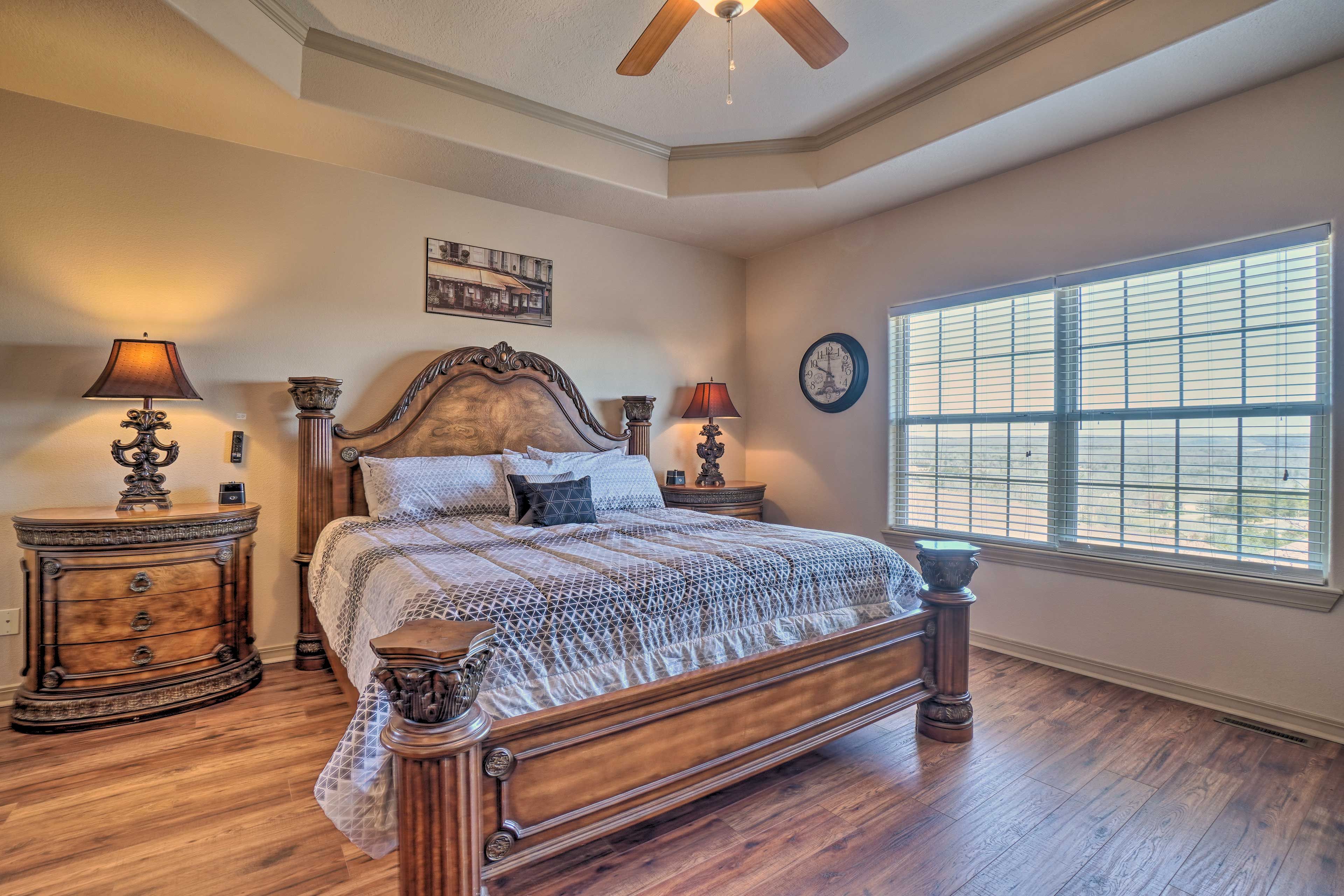 Bedroom 1 | California King Bed