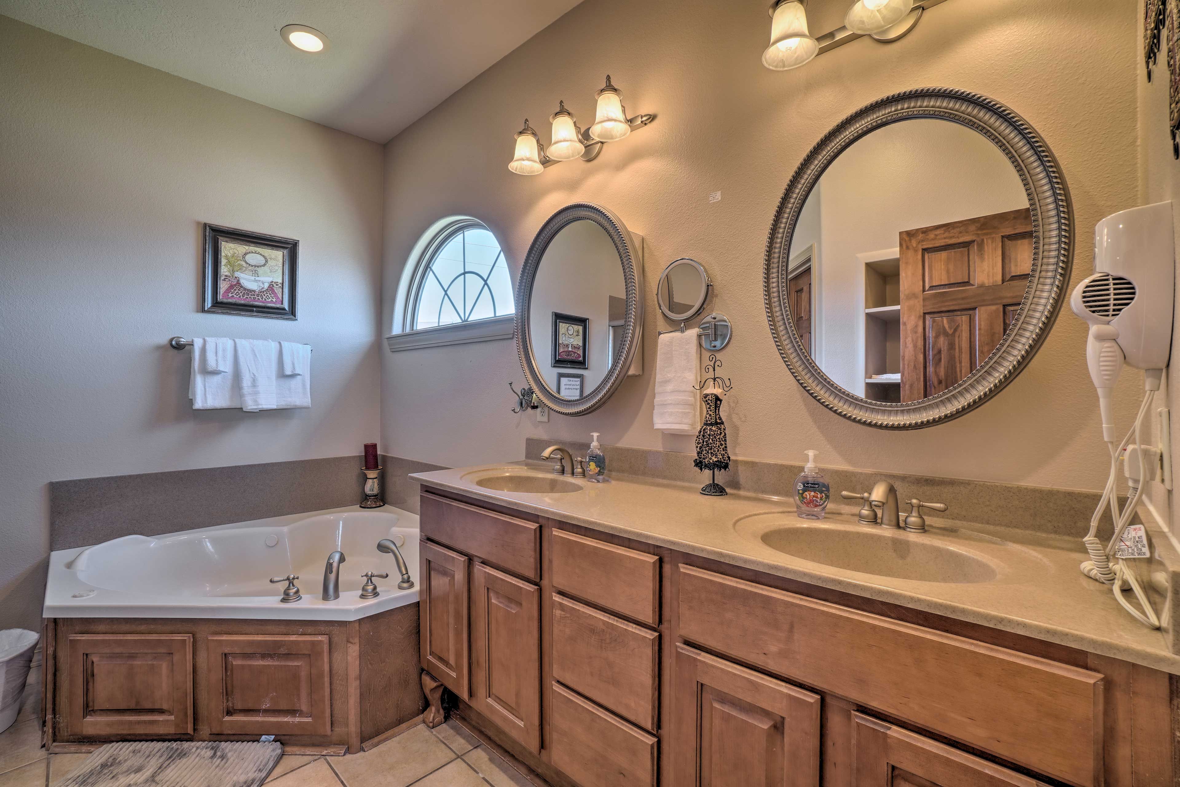 Full Bathroom