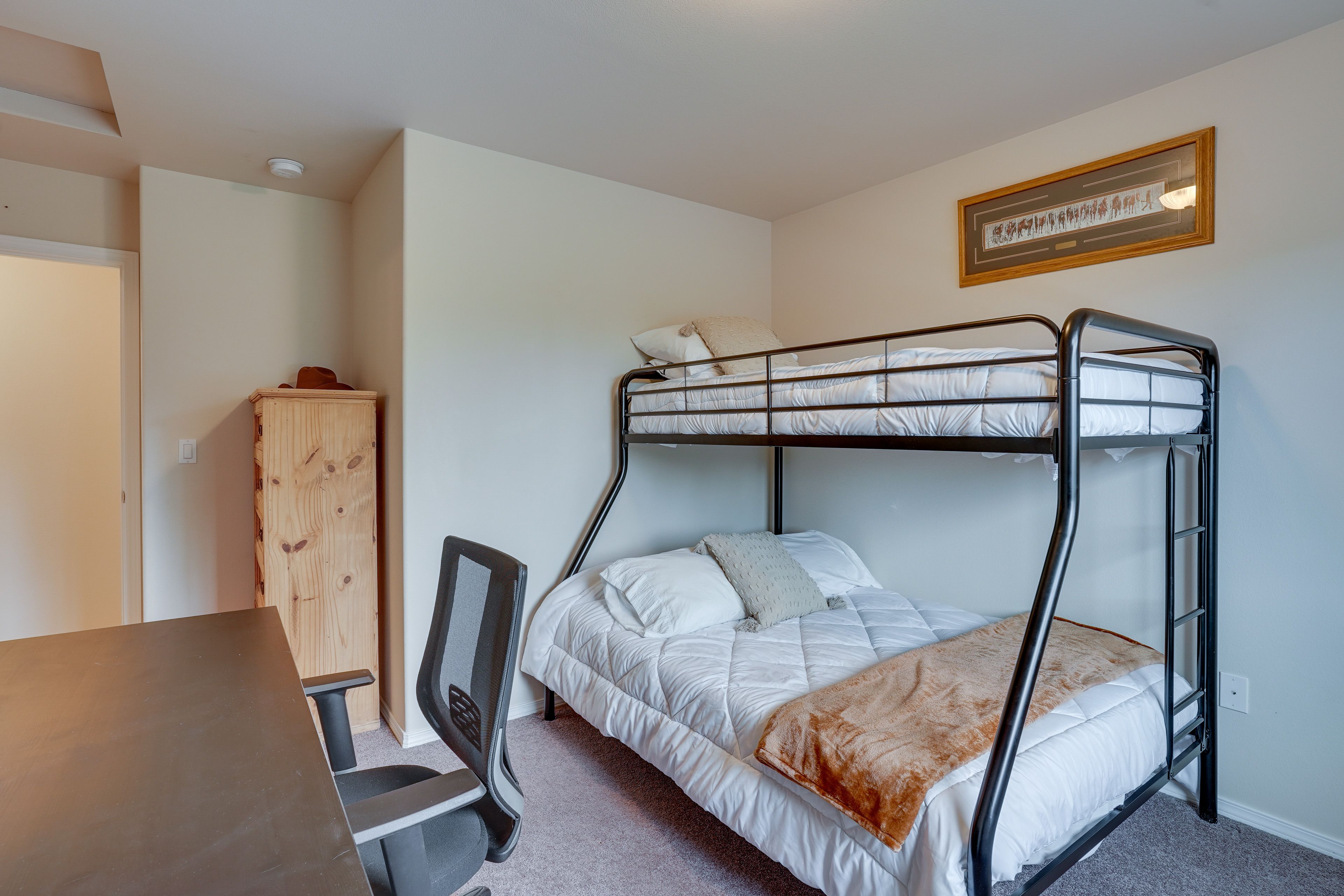 Bedroom 2 | Linens Provided