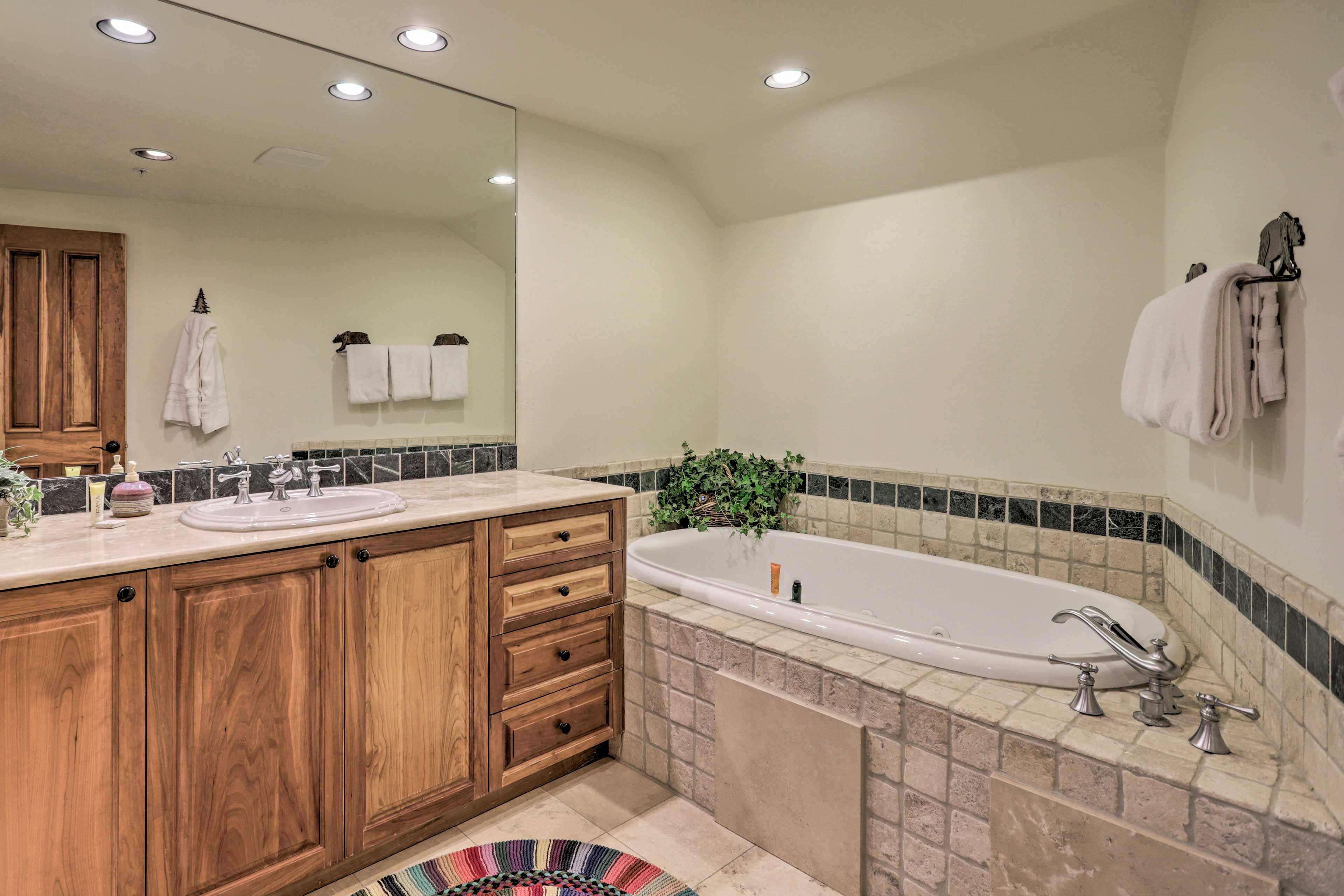 Full Bathroom
