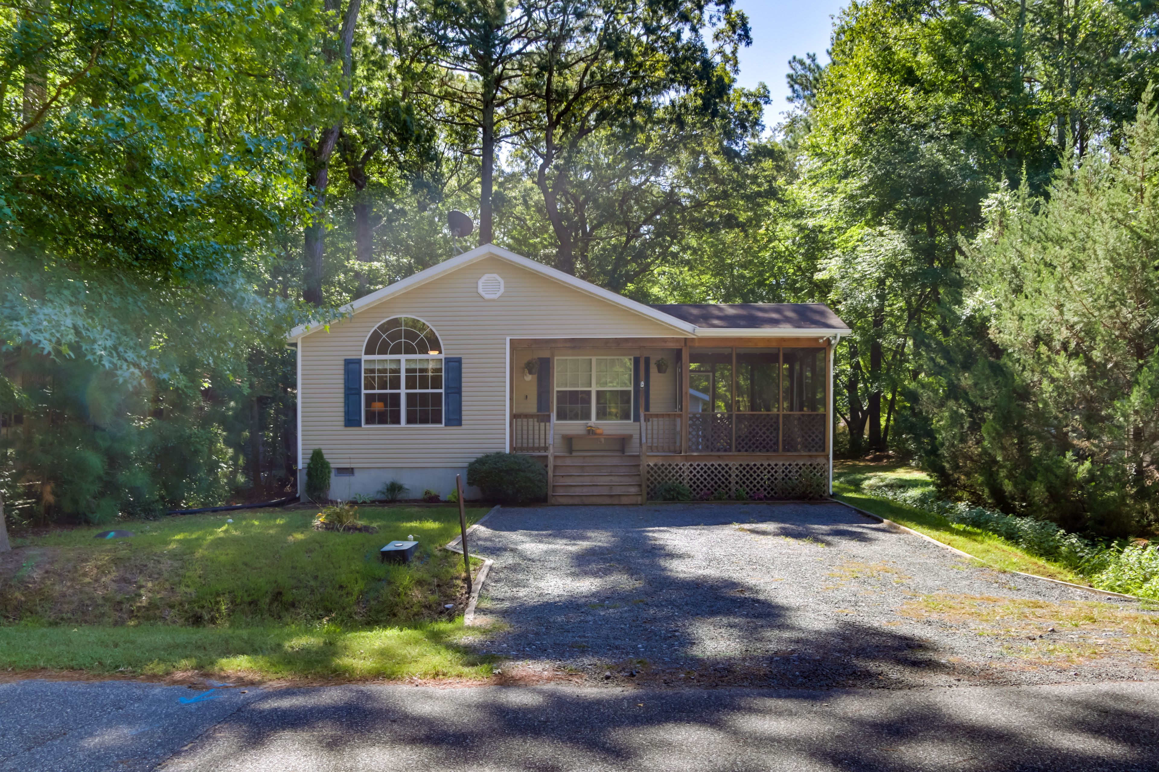 Parking | Driveway (2 Vehicles)