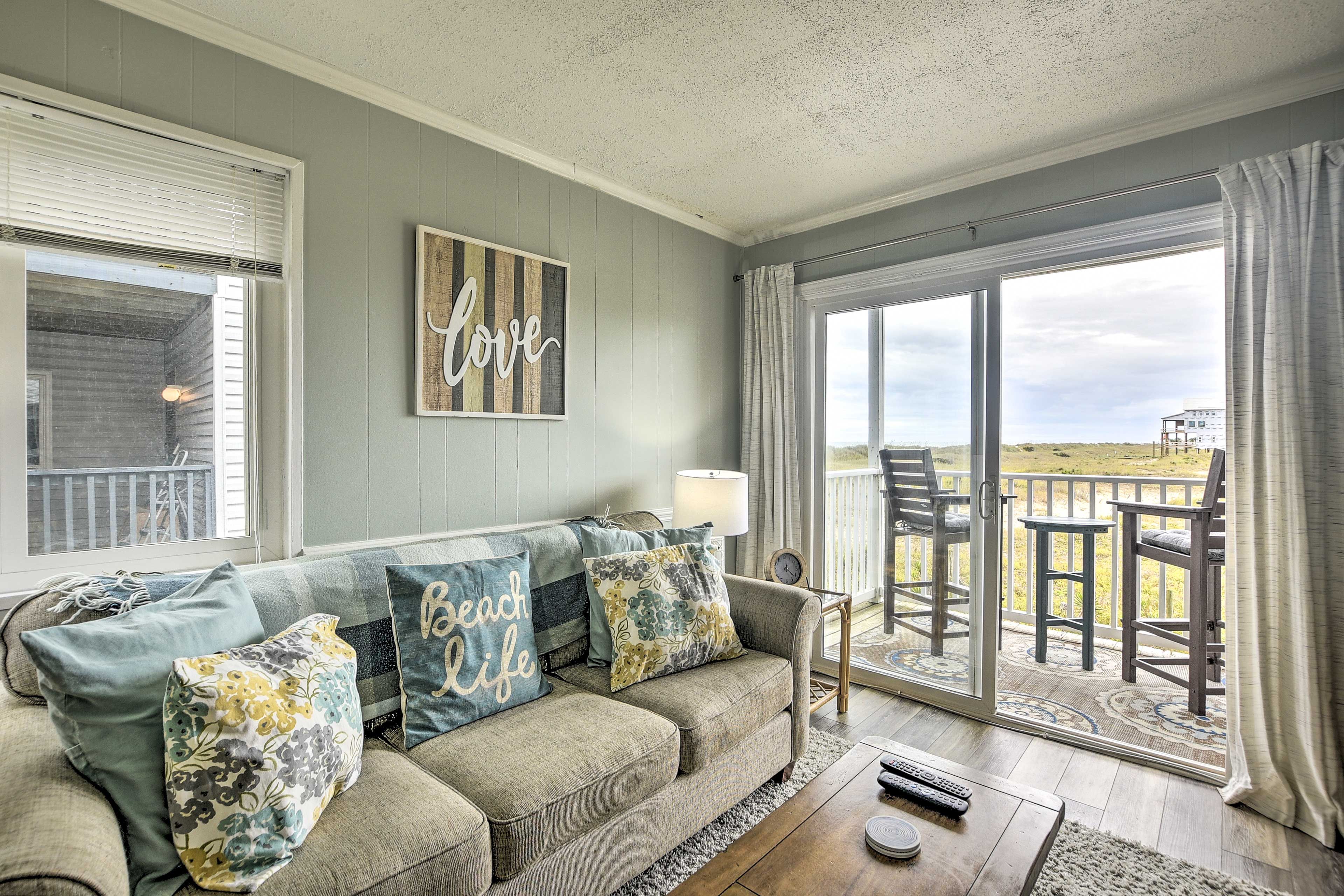 Living Area | Central A/C